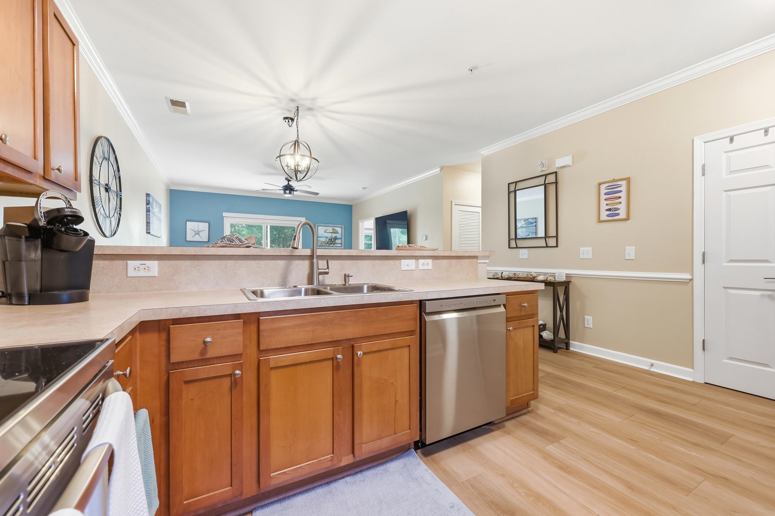 6253 Catalina Dr. 923