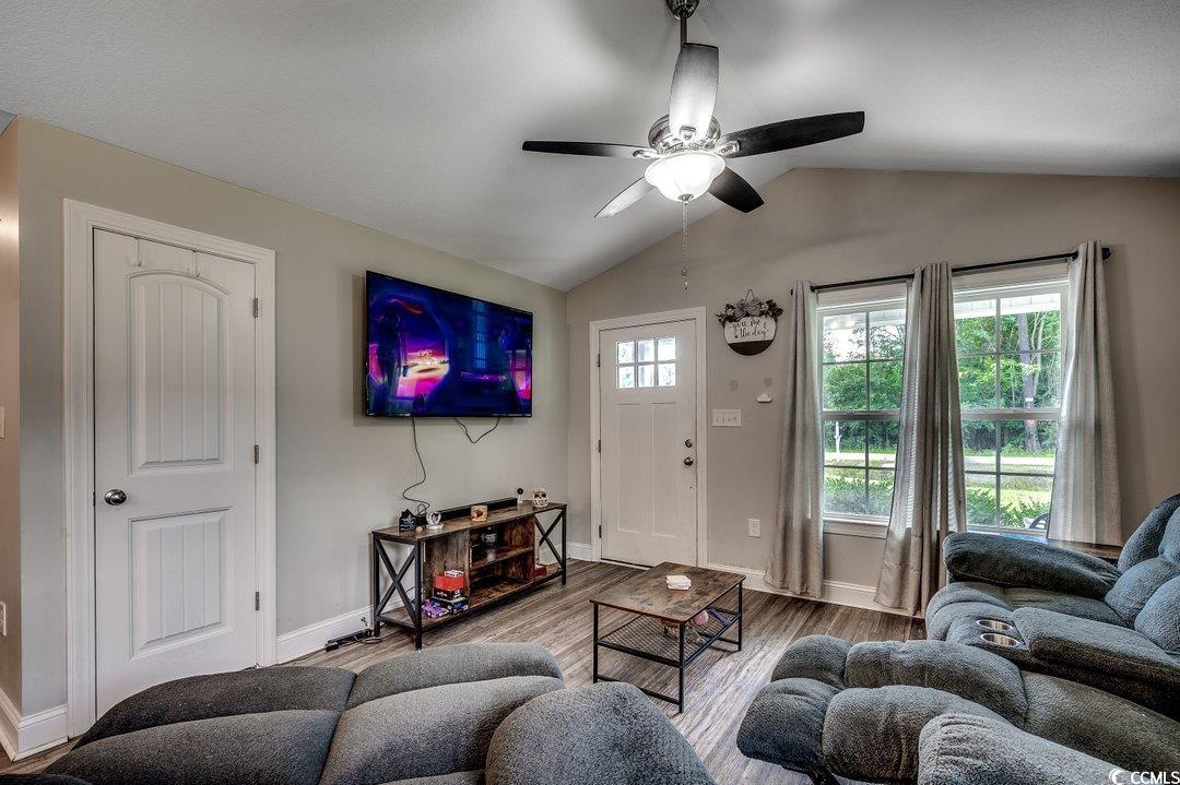 5572 Fern Ridge Rd.