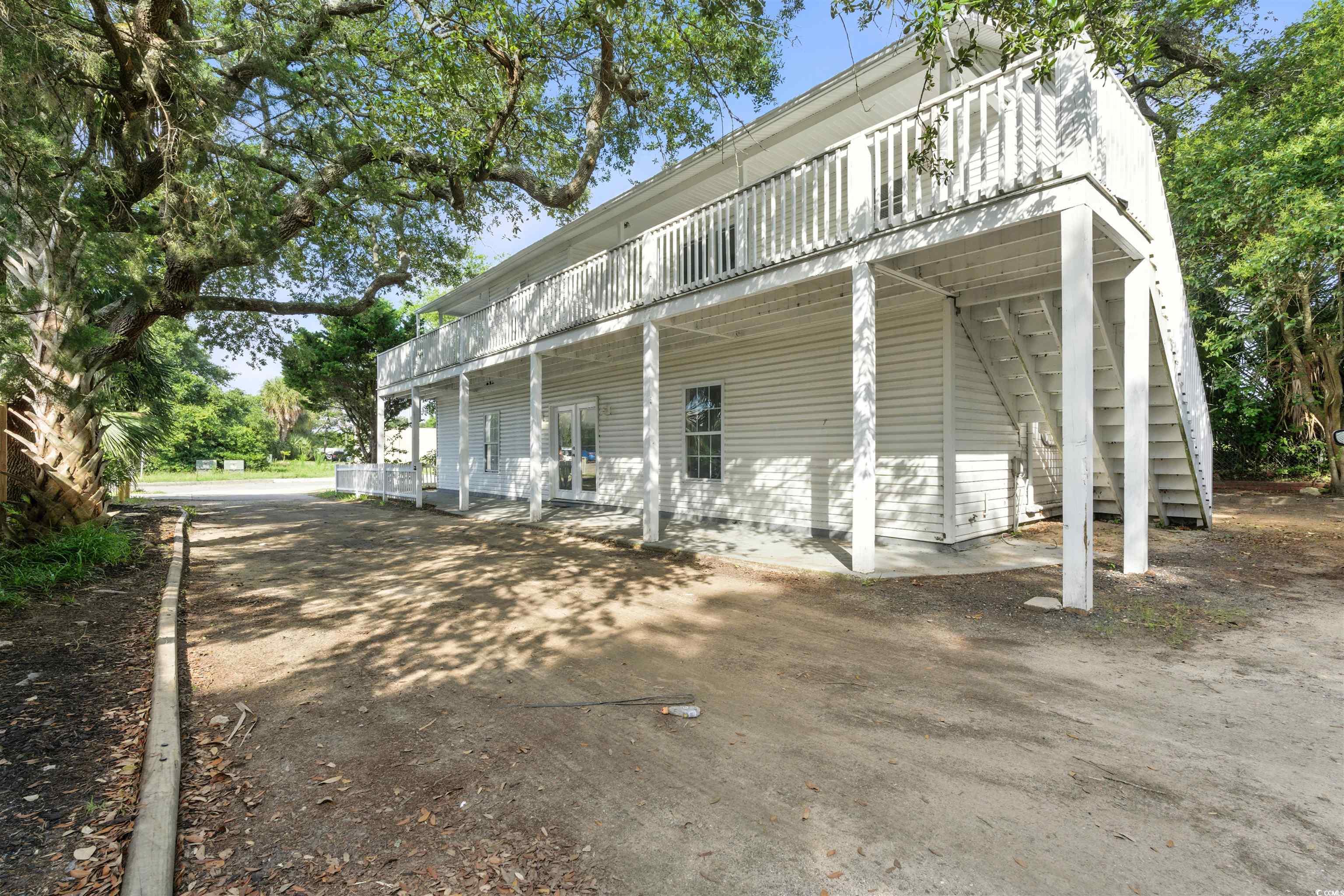 304 1st Ave. S