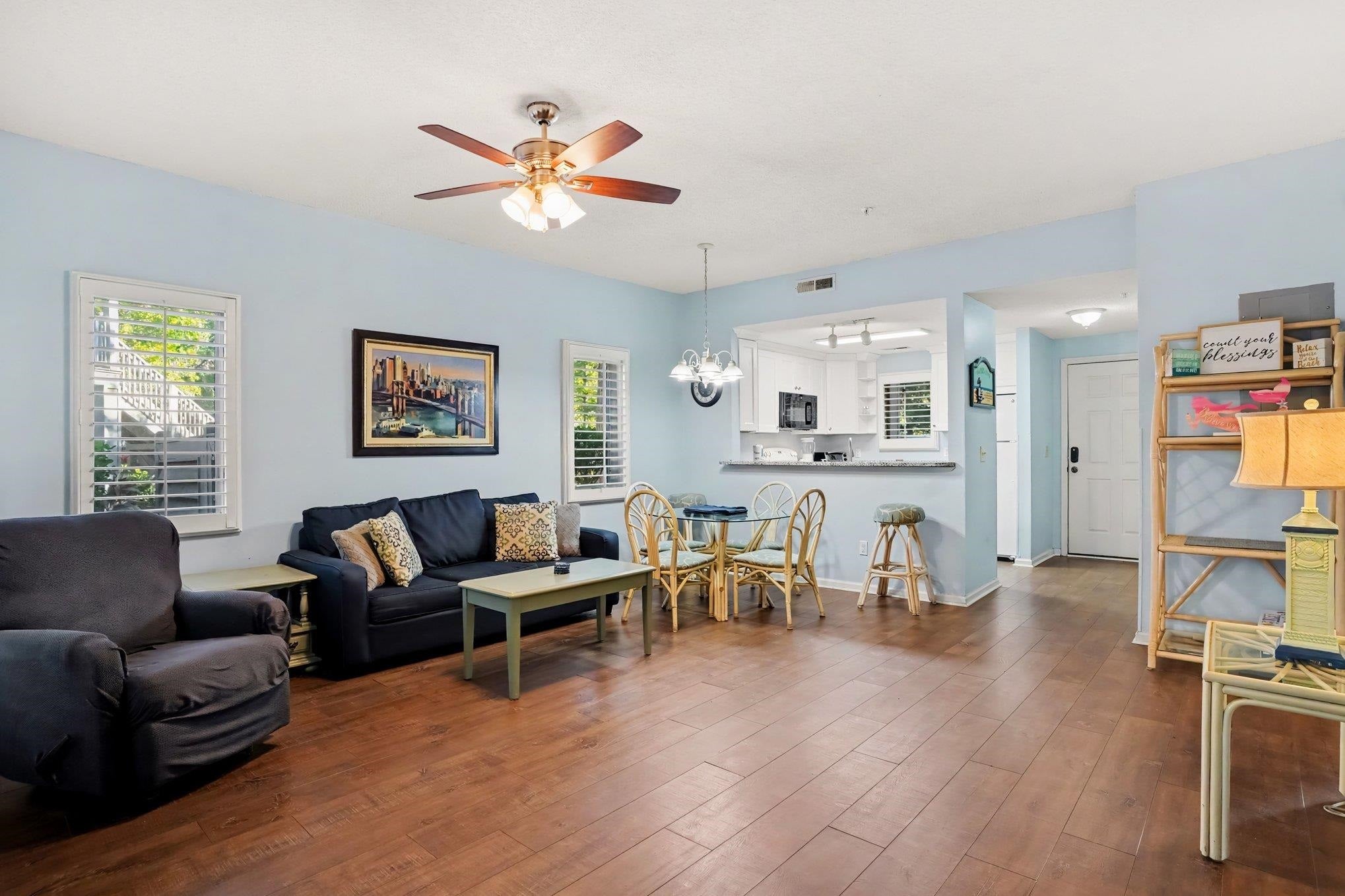 1221 Tidewater Dr. 2211