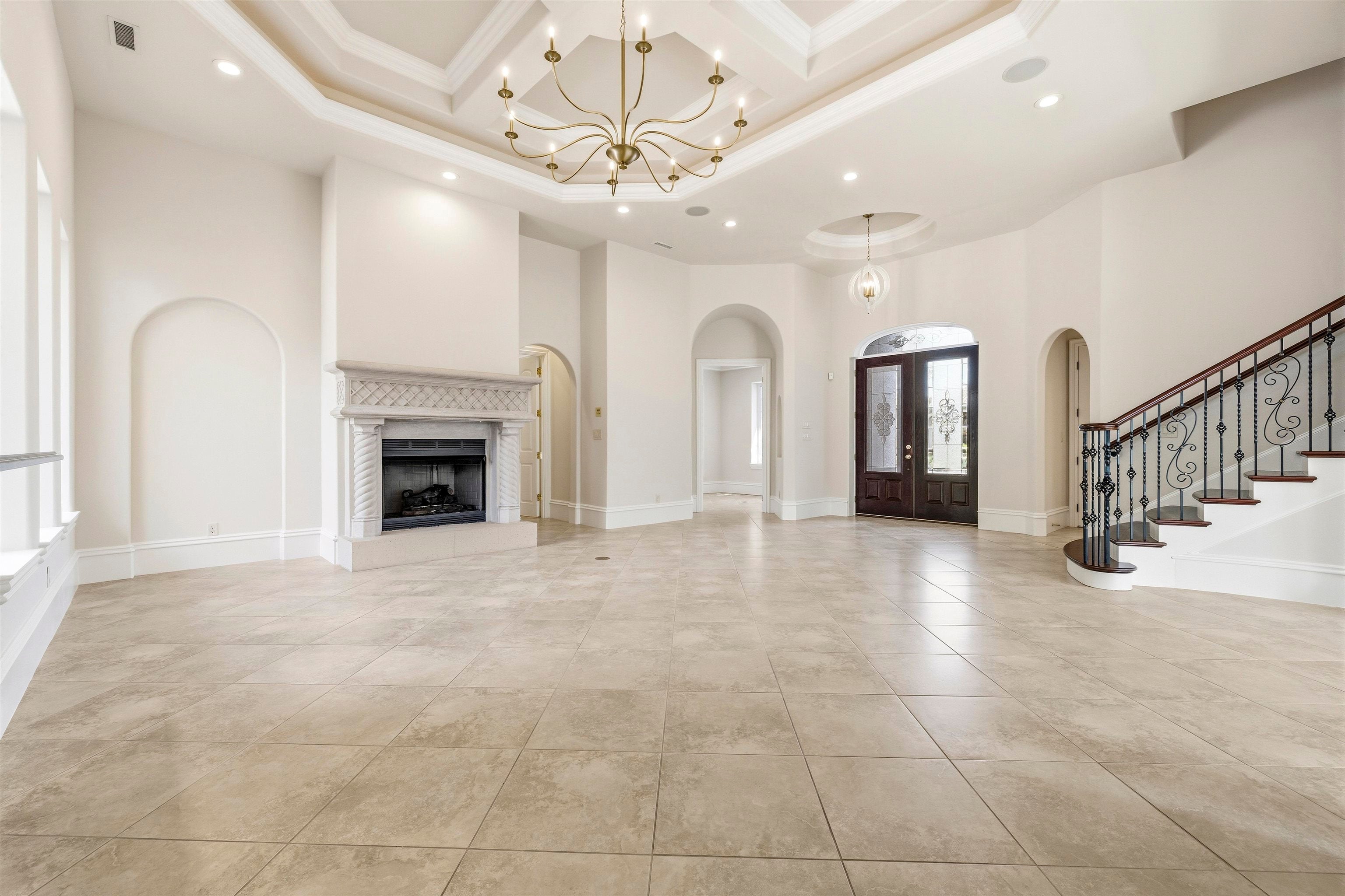 396 Posada Dr.