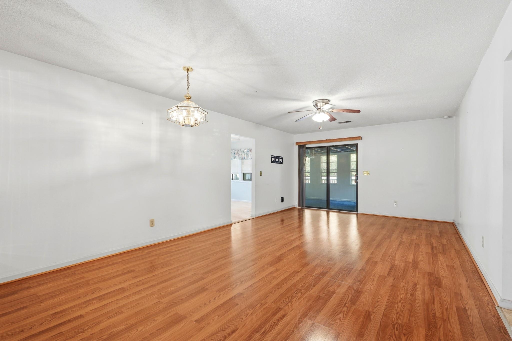 129 Hickory Dr.