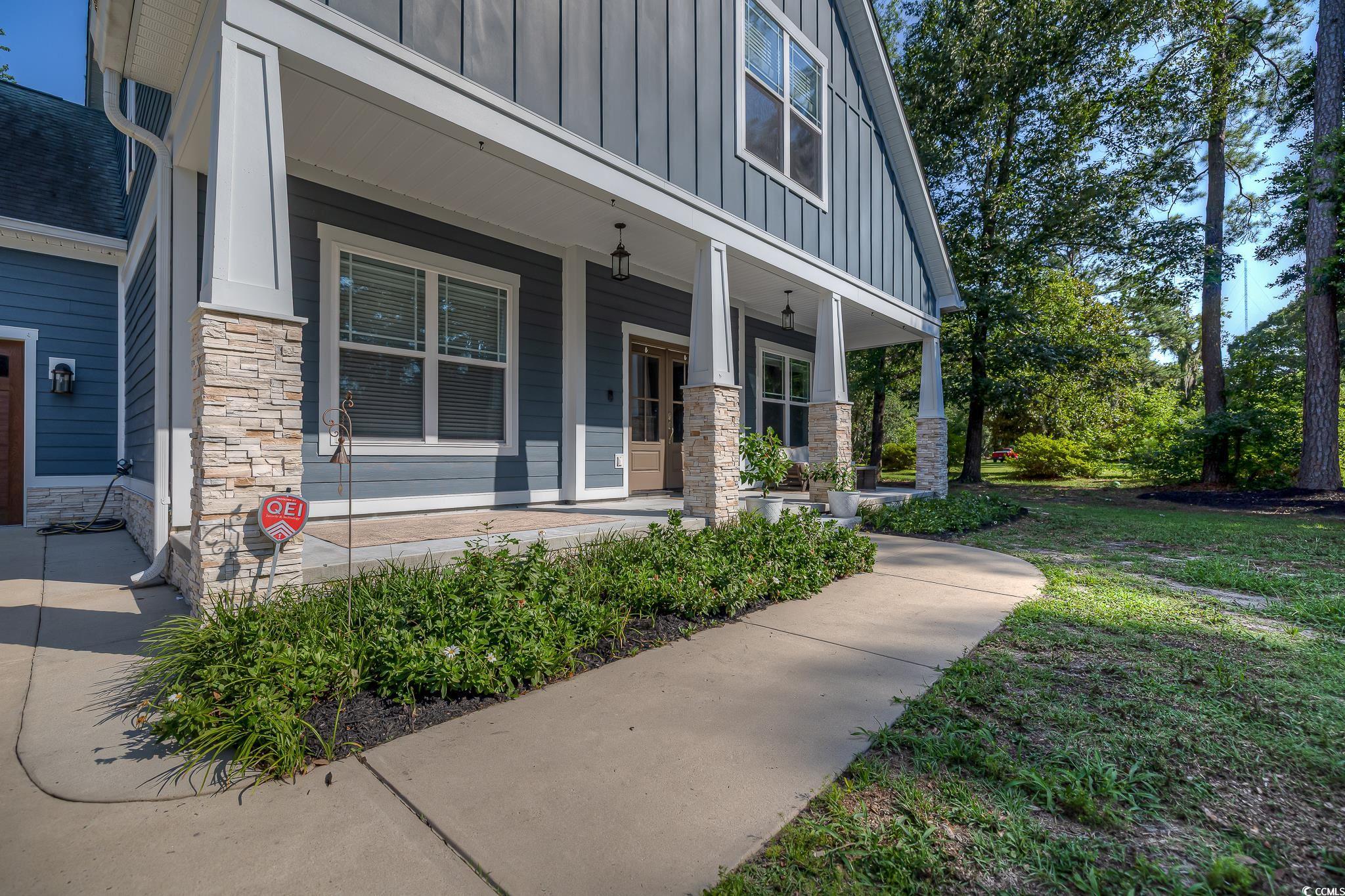520 Oak Pond Ct.