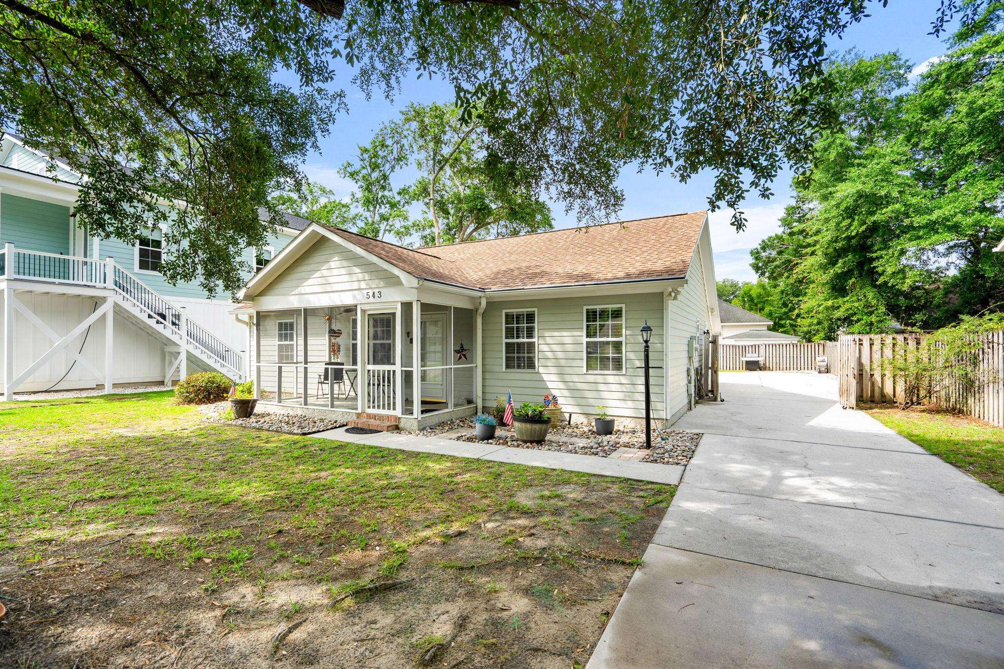 543 Mary Lou Ave.