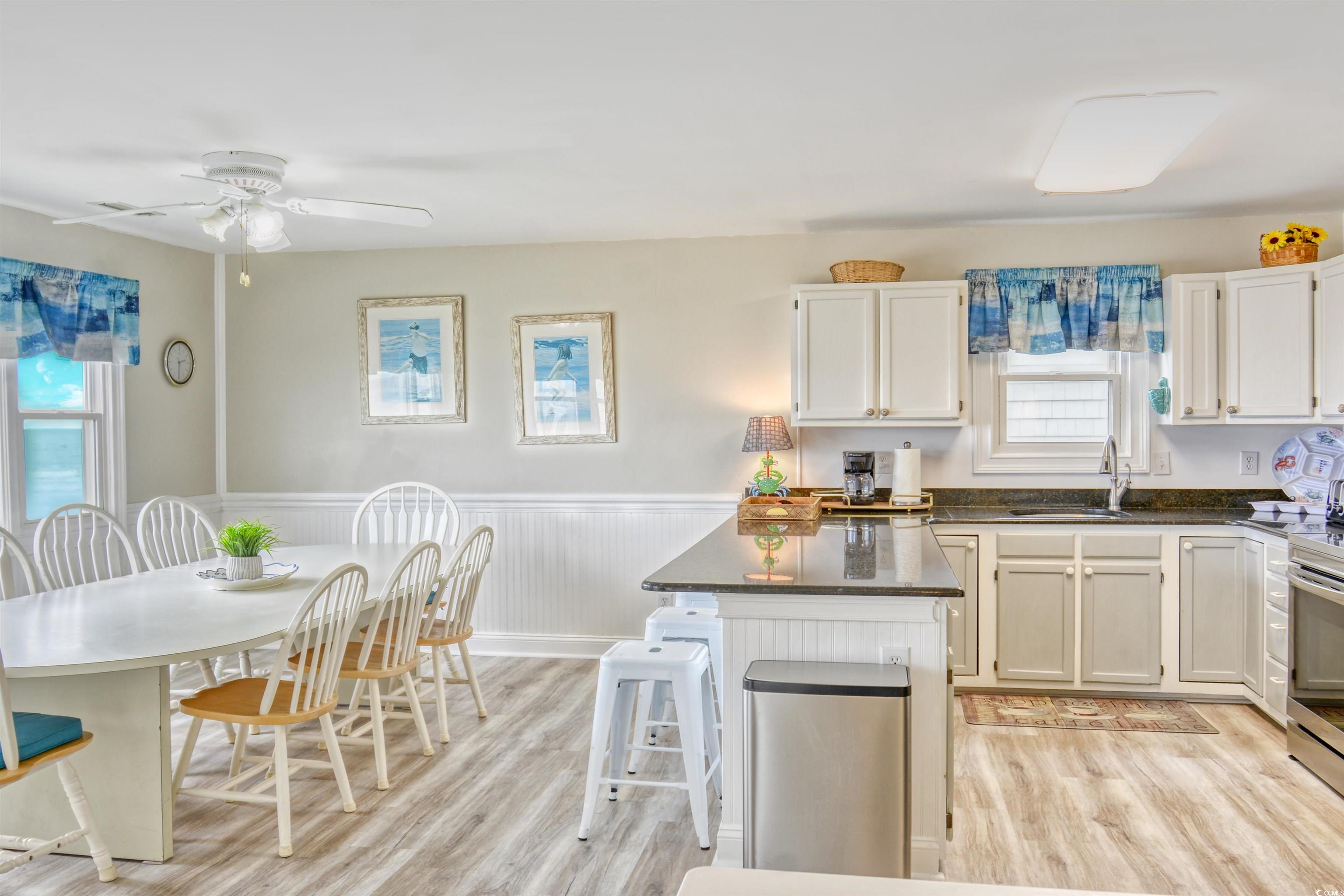 328 S Waccamaw Dr.