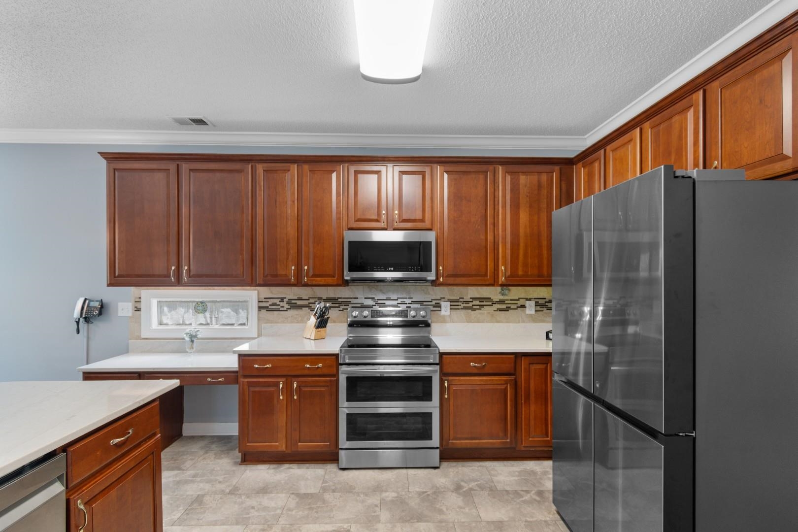 3018 Winding River Rd.