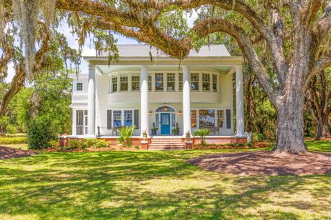 21 Whitehall Ave. Georgetown SC 29440