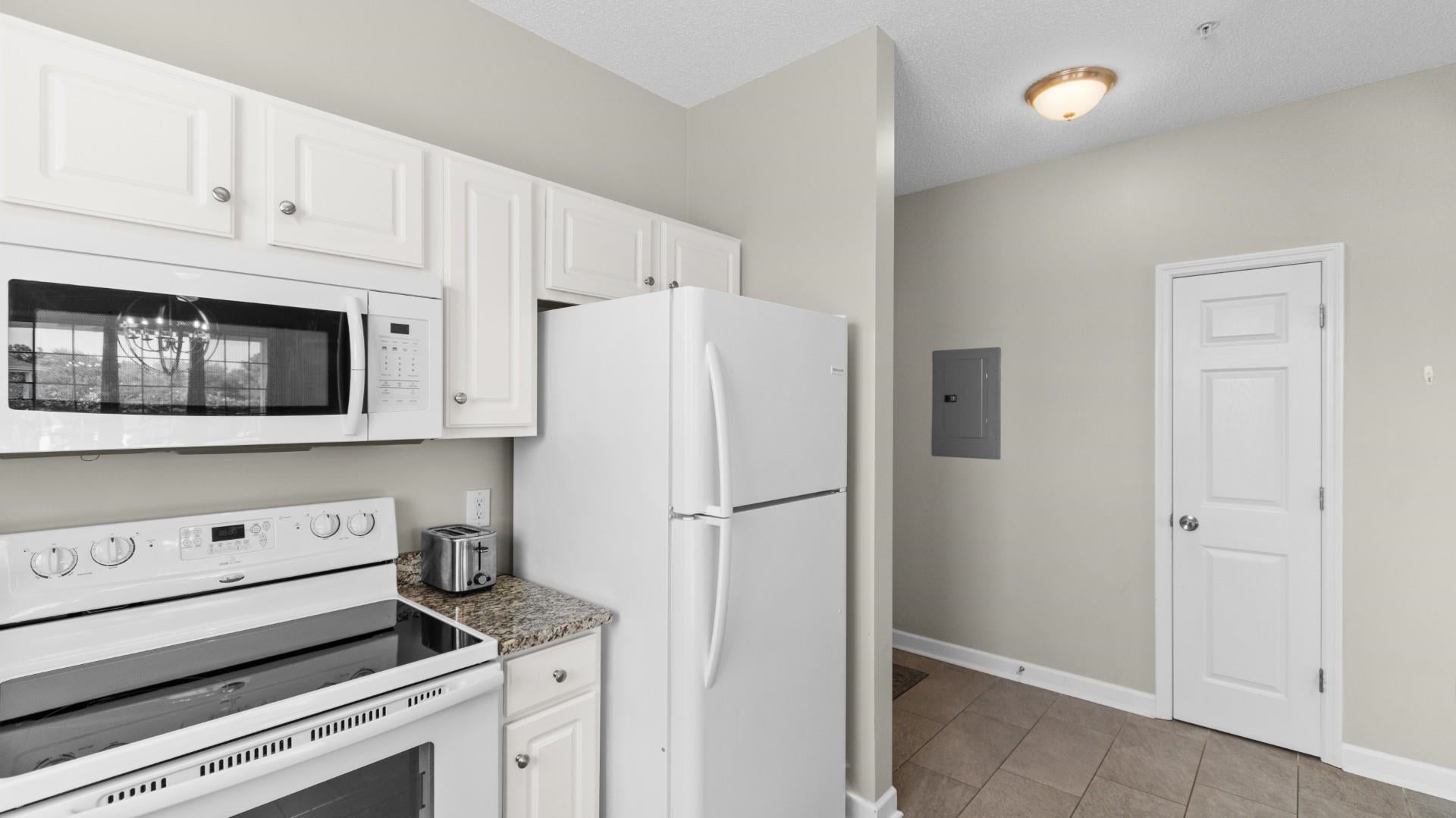 5801 Oyster Catcher Dr. 434
