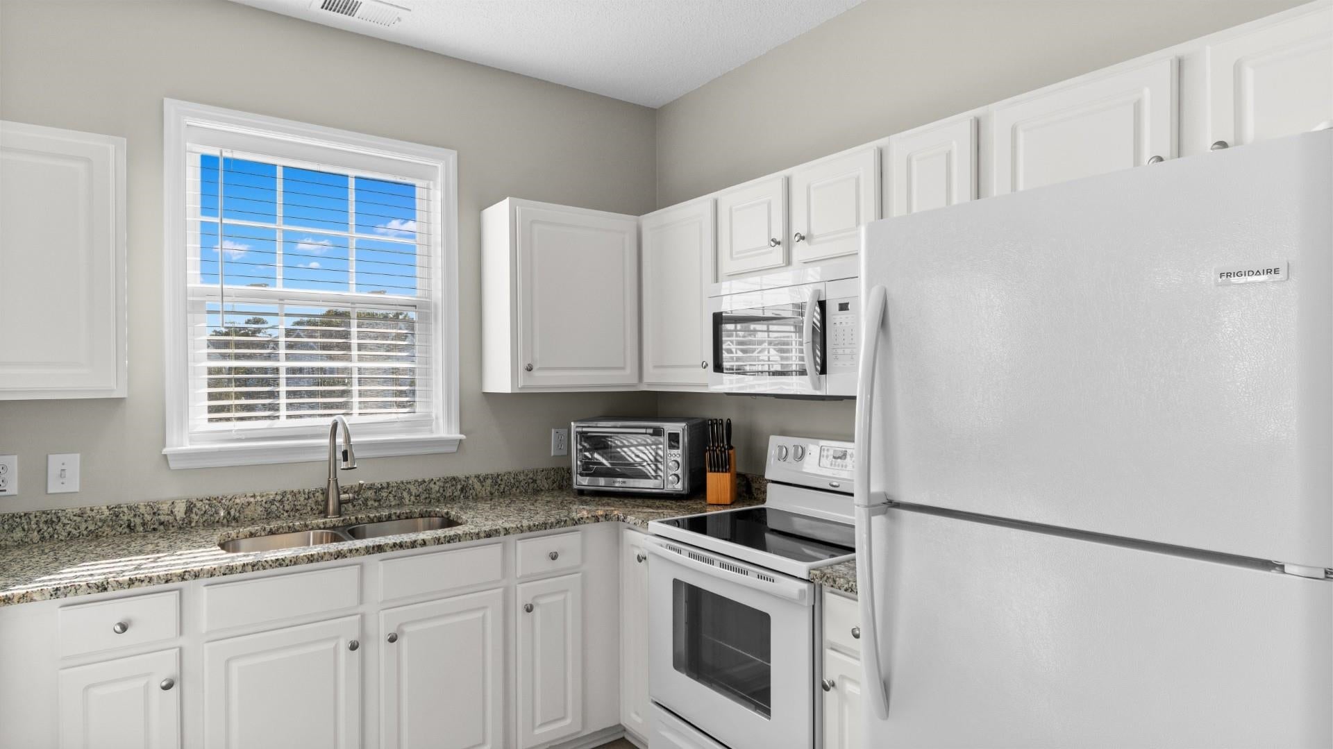5801 Oyster Catcher Dr. 434