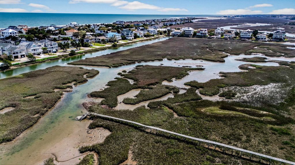Photo of 435 Salt Marsh Circle #19D, Pawleys Island, SC 29585 (MLS # 2607343)