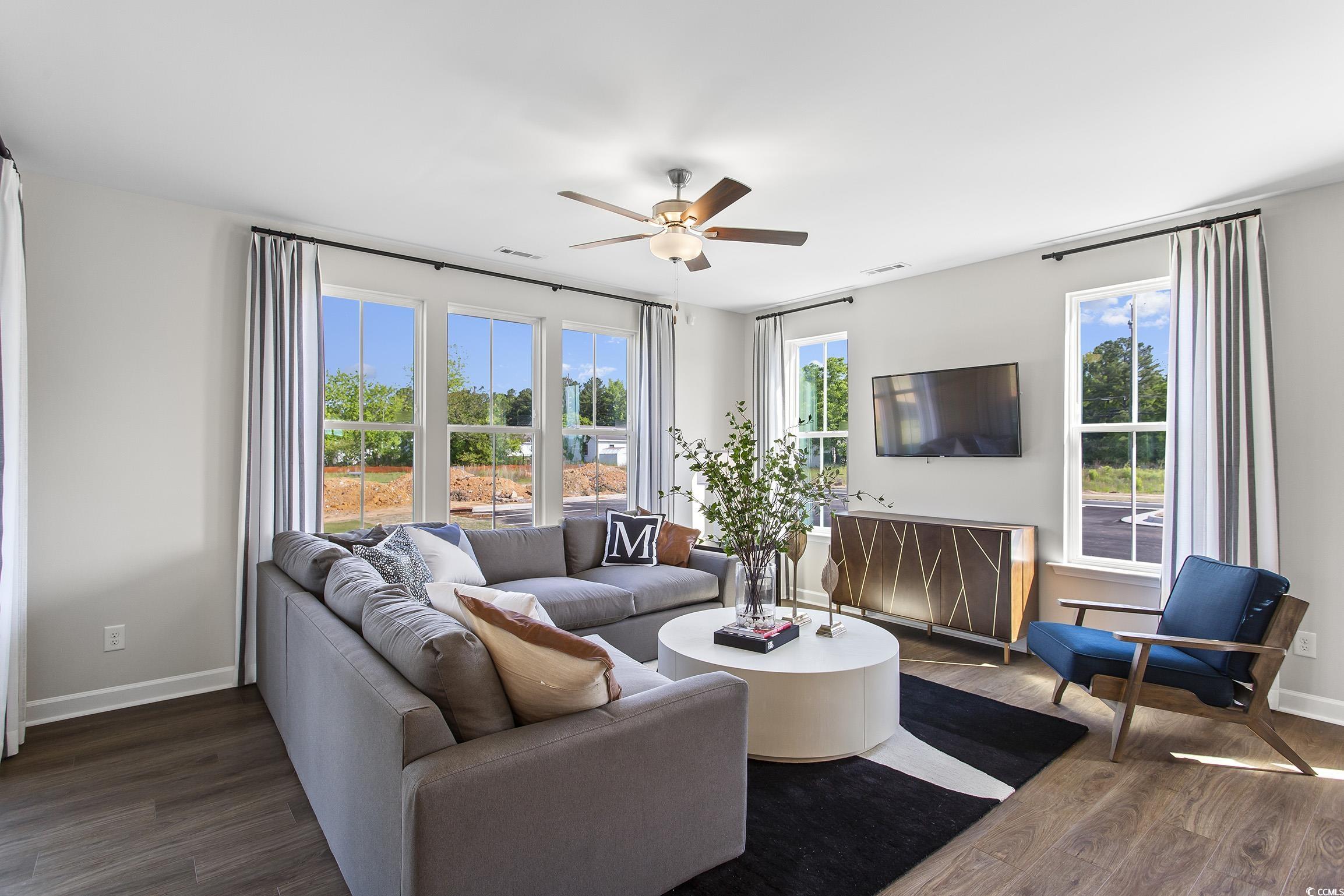 1099 Laconic Dr.