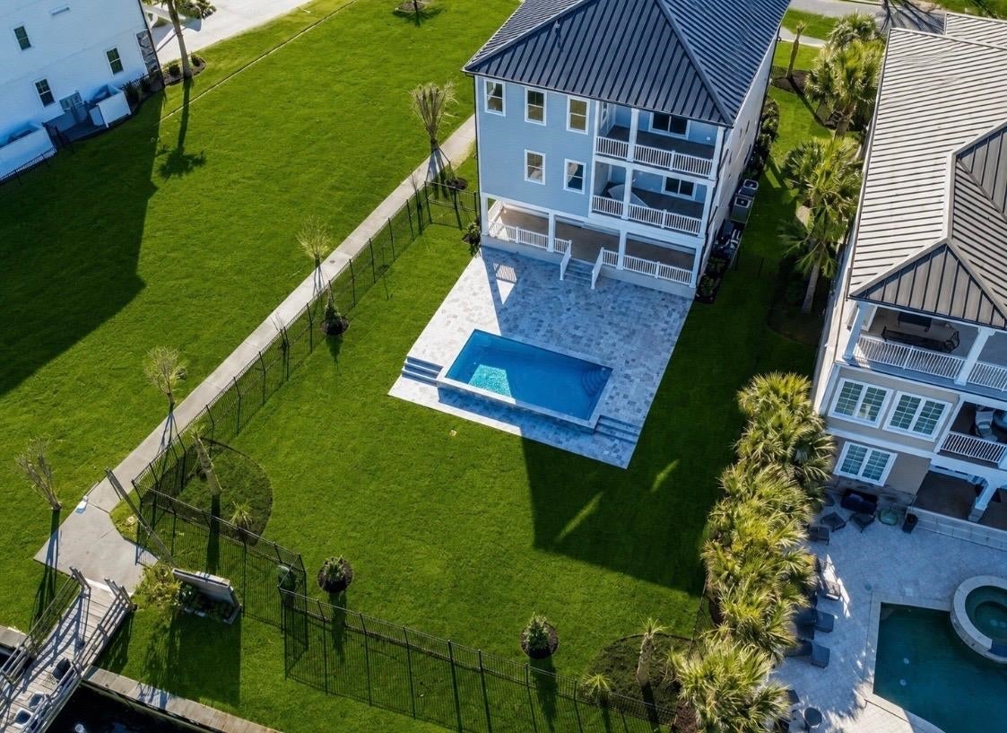 1316 Marina Bay Dr.