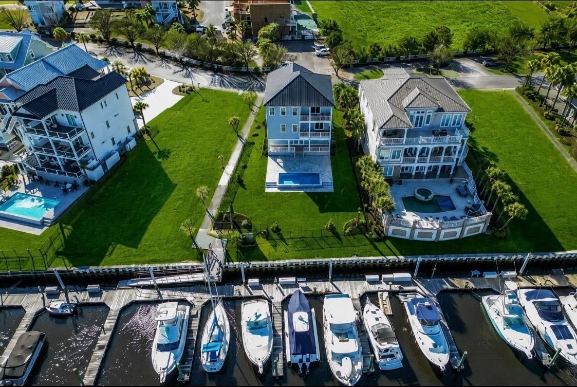 1316 Marina Bay Dr.