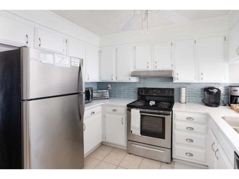 1711 Ocean Blvd. S 205