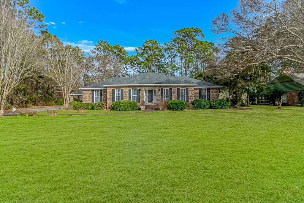 Photo of 119 University Circle, Conway, SC 29526 (MLS # 2602155)