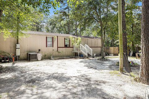 1017 Franks Ln. Conway SC 29526