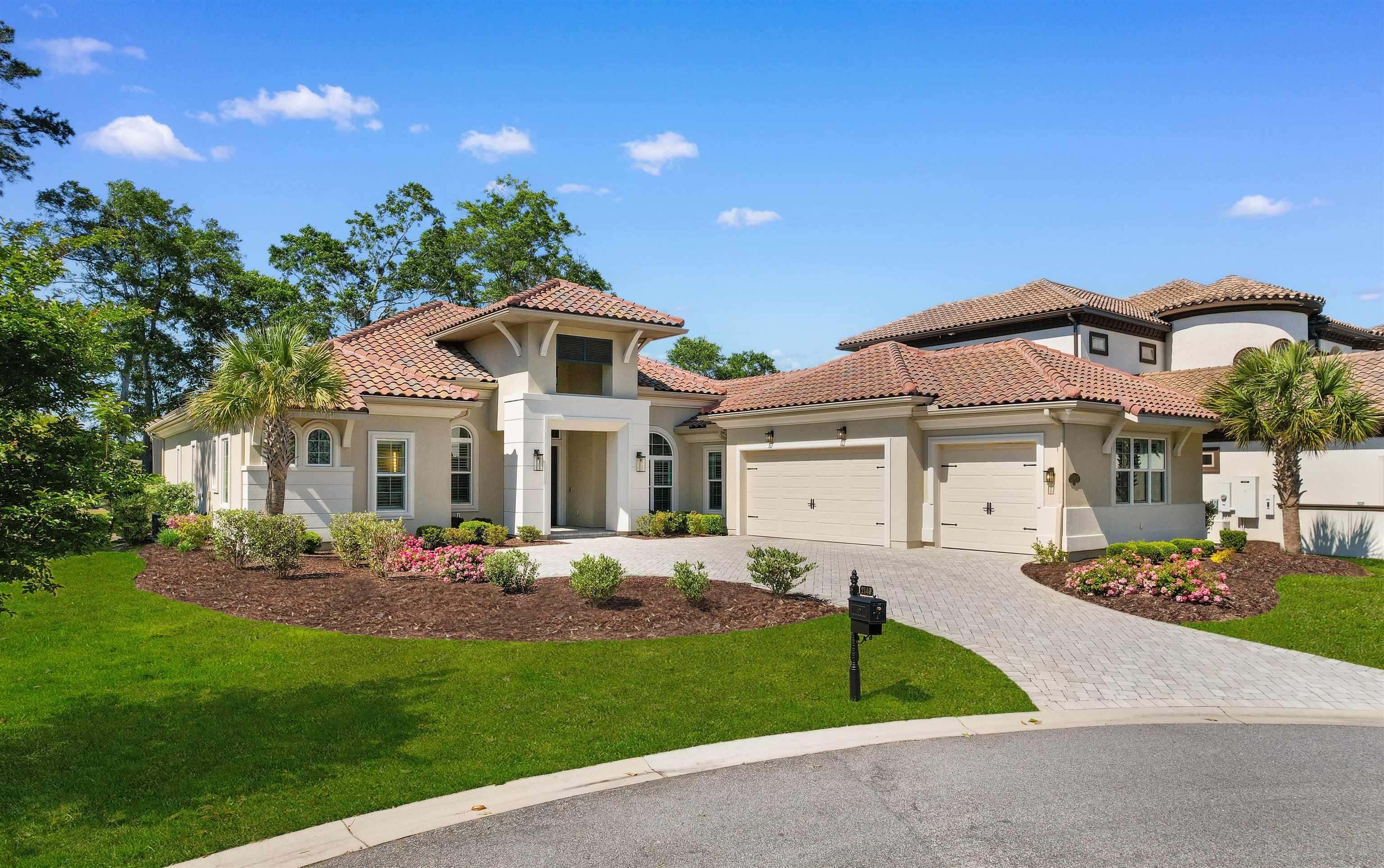 2149 Macerata Loop
