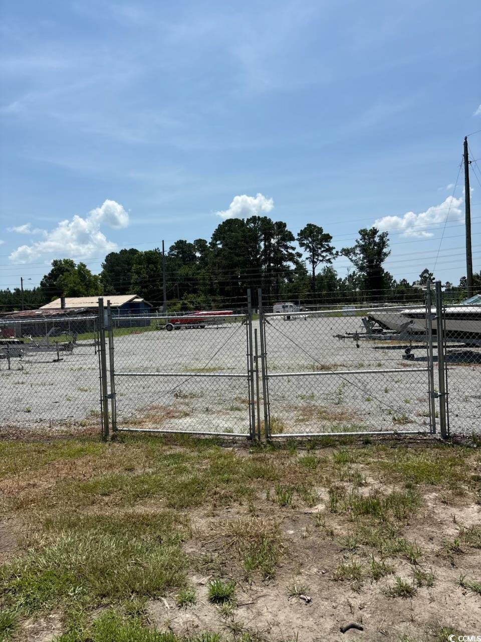 160 NW Hickman Rd. Hickman Road Boat Storage