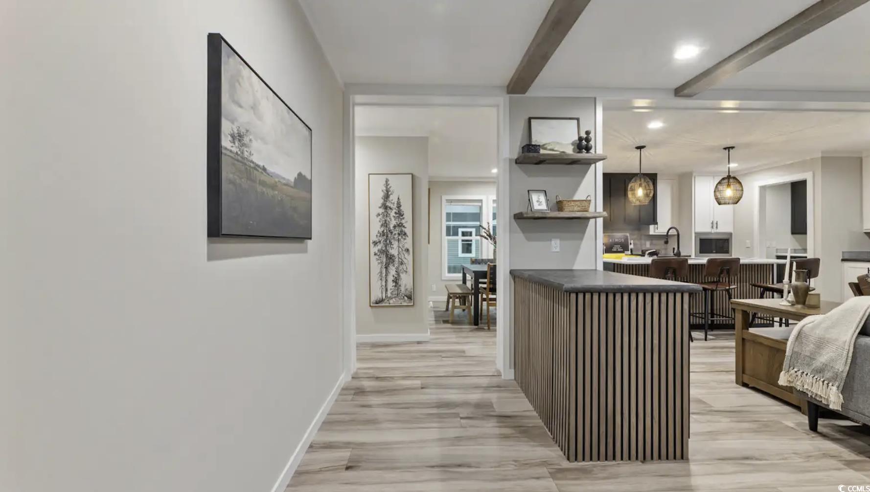 112 Forman Way