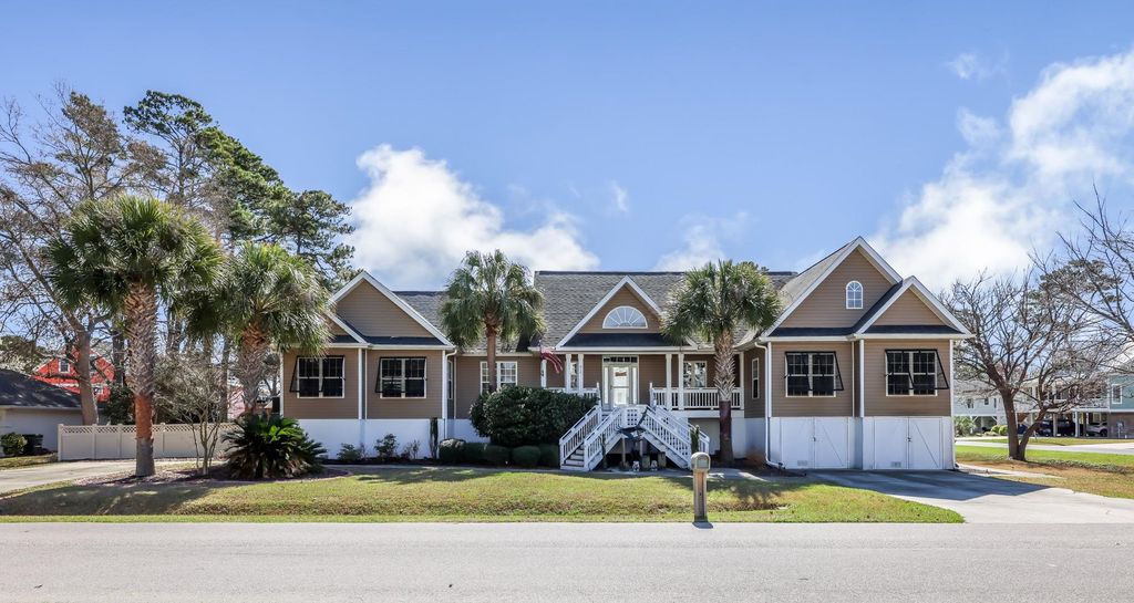 Photo of 815 S Willow Dr, Surfside Beach, SC 29575 (MLS # 2607223)
