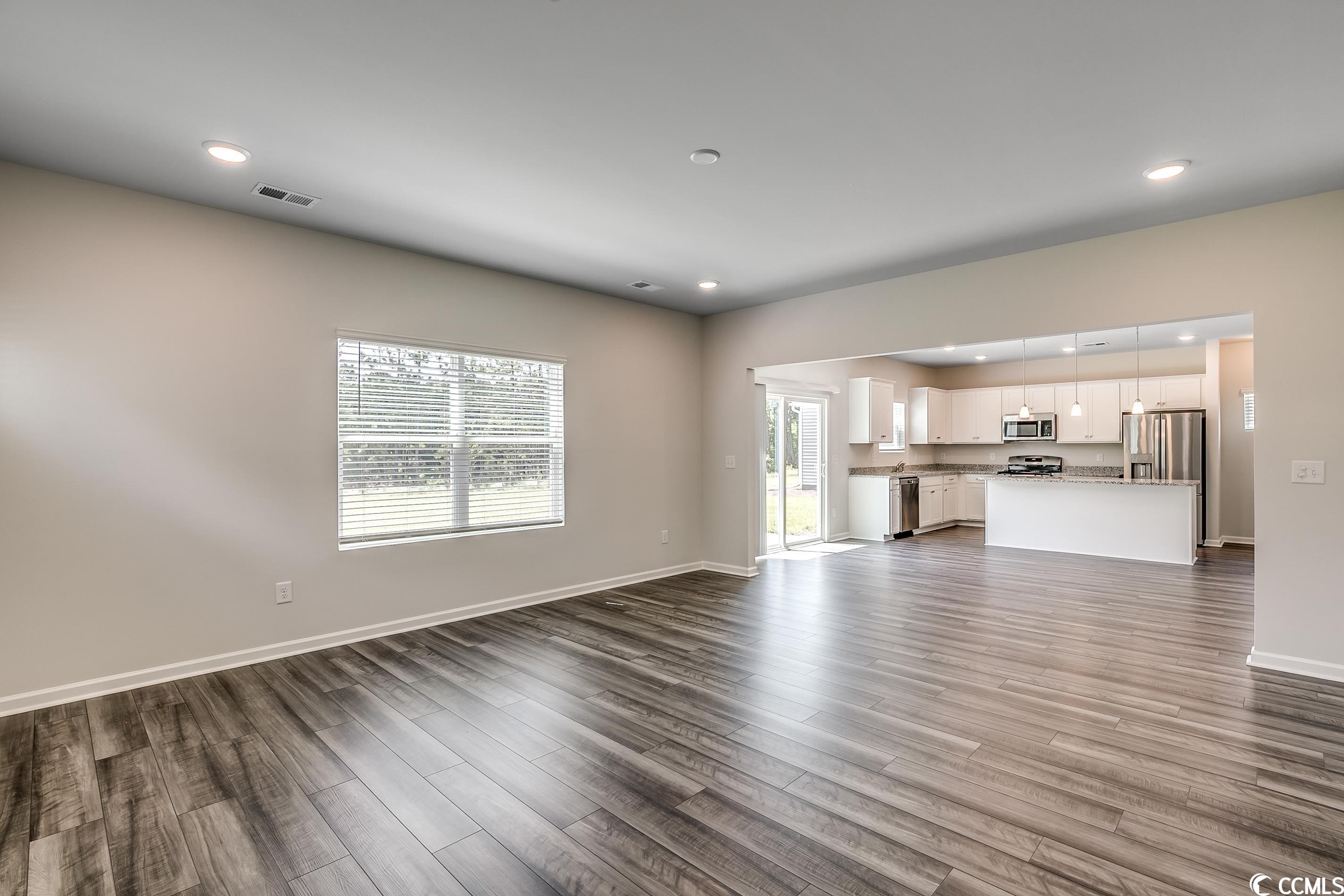 Photo 6 of 17 of 1302 Boswell Ct. house