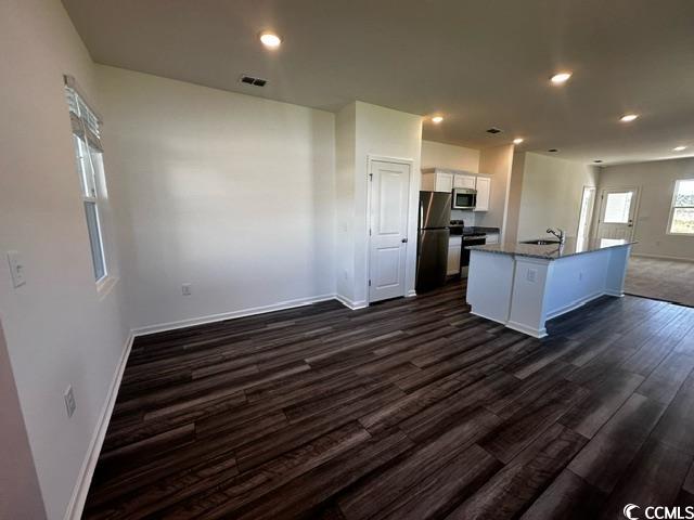 645 Castillo Dr.