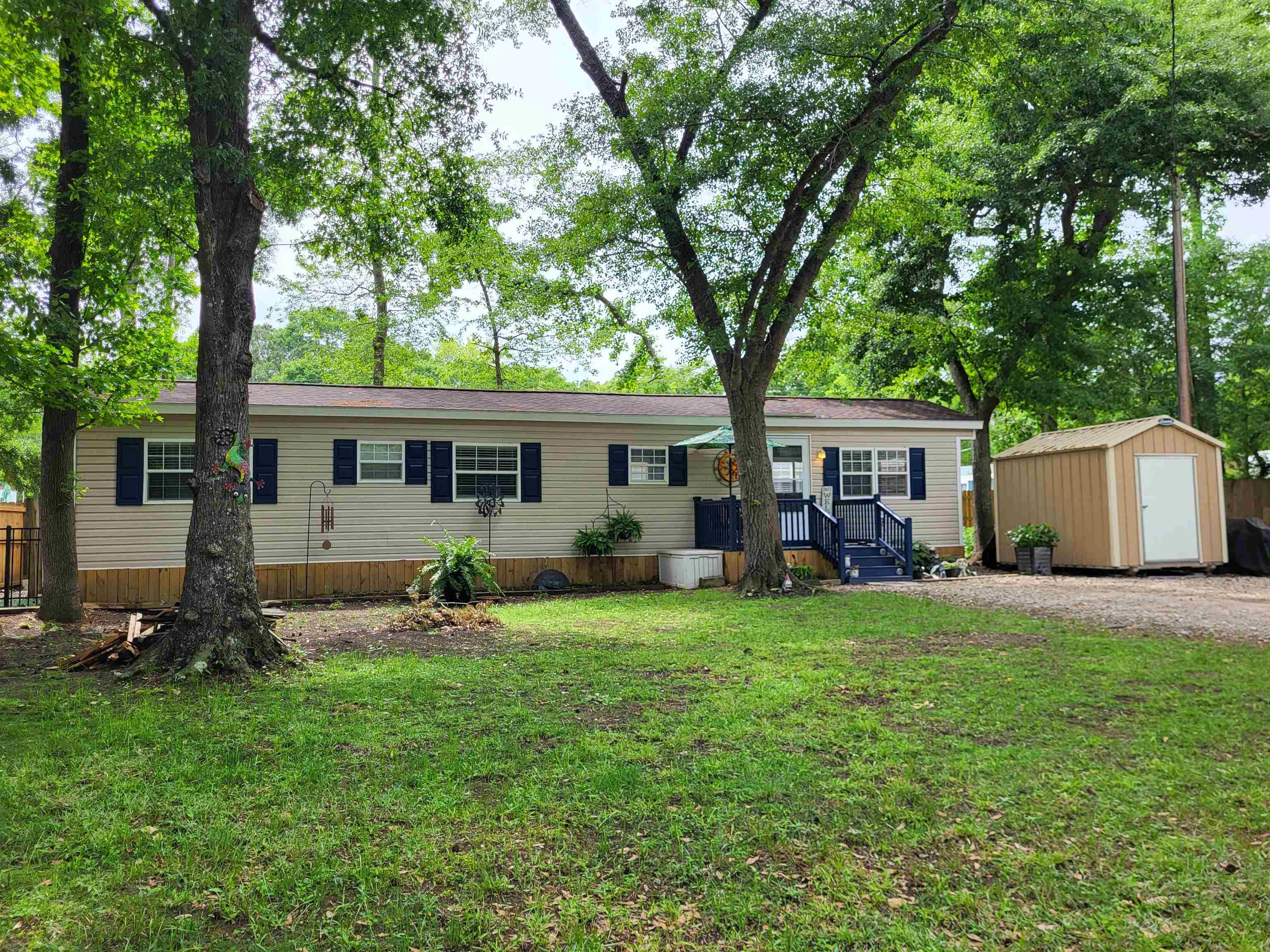 428 East Surfwind Dr.
