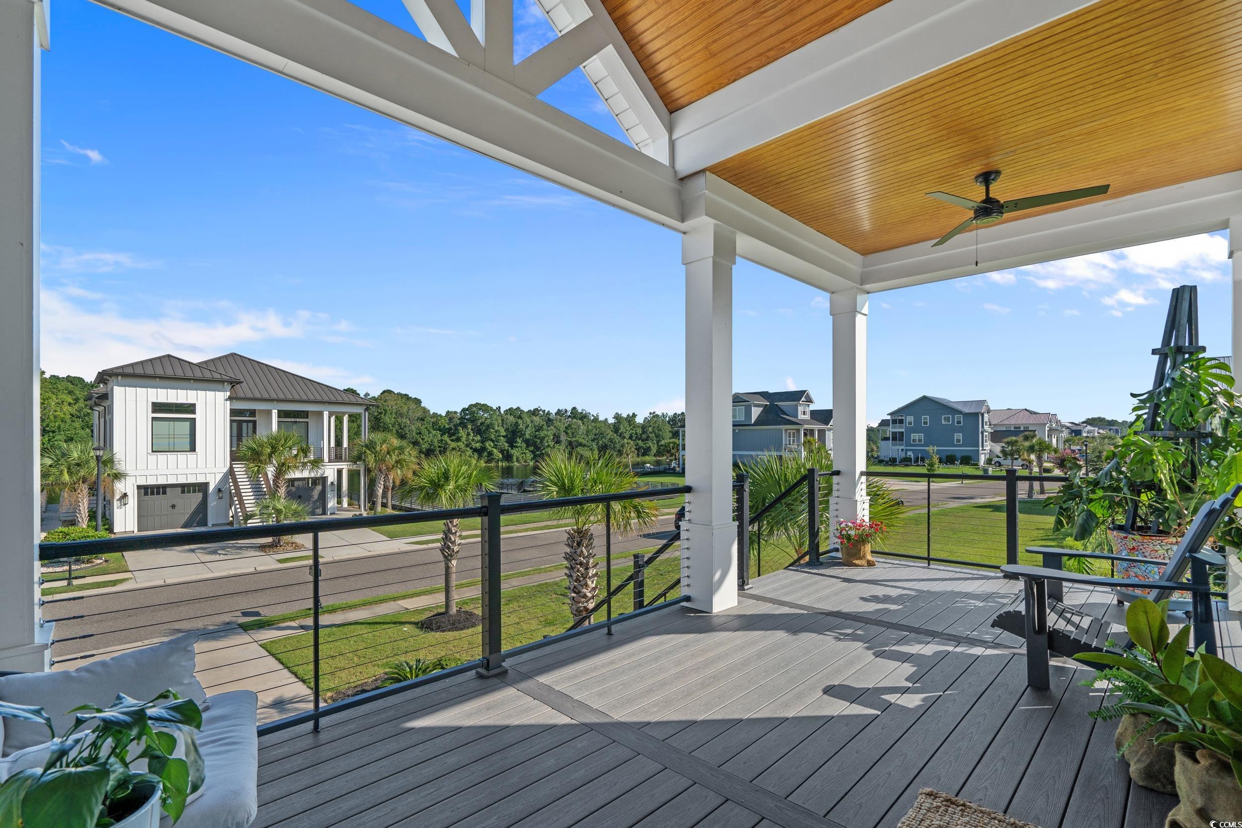 382 Harbour View Dr.
