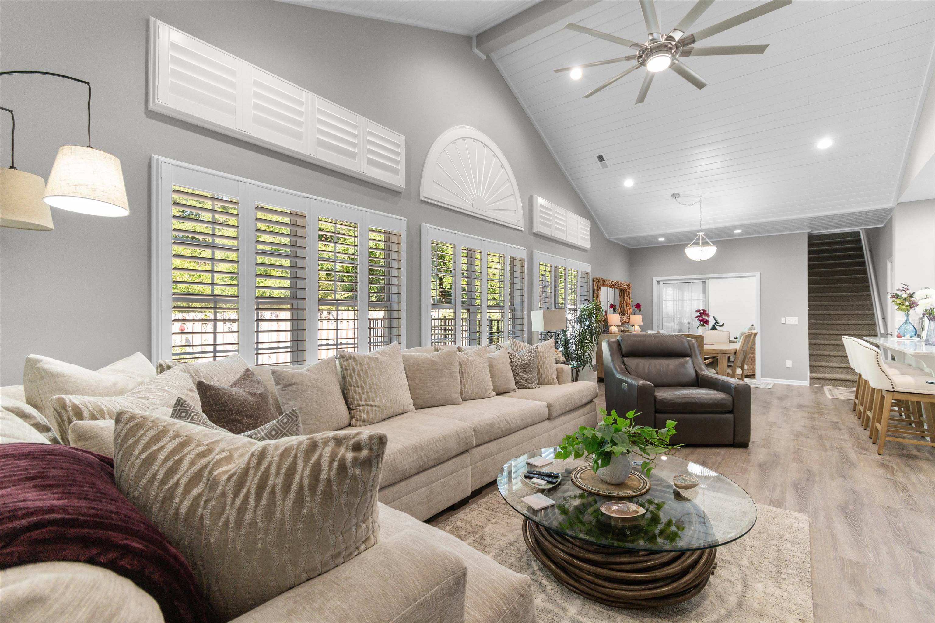 4246 River Gate Ln.
