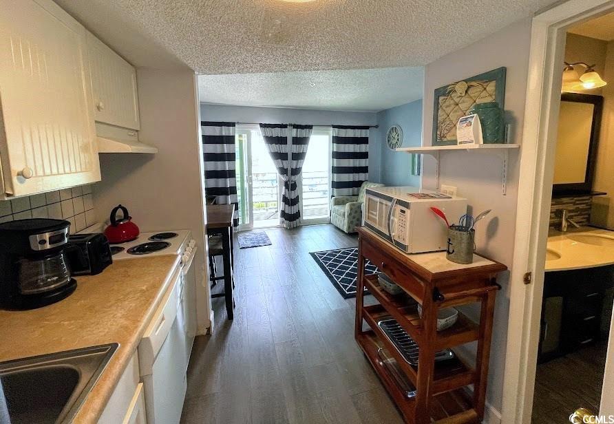 920 N Waccamaw Dr. 2206