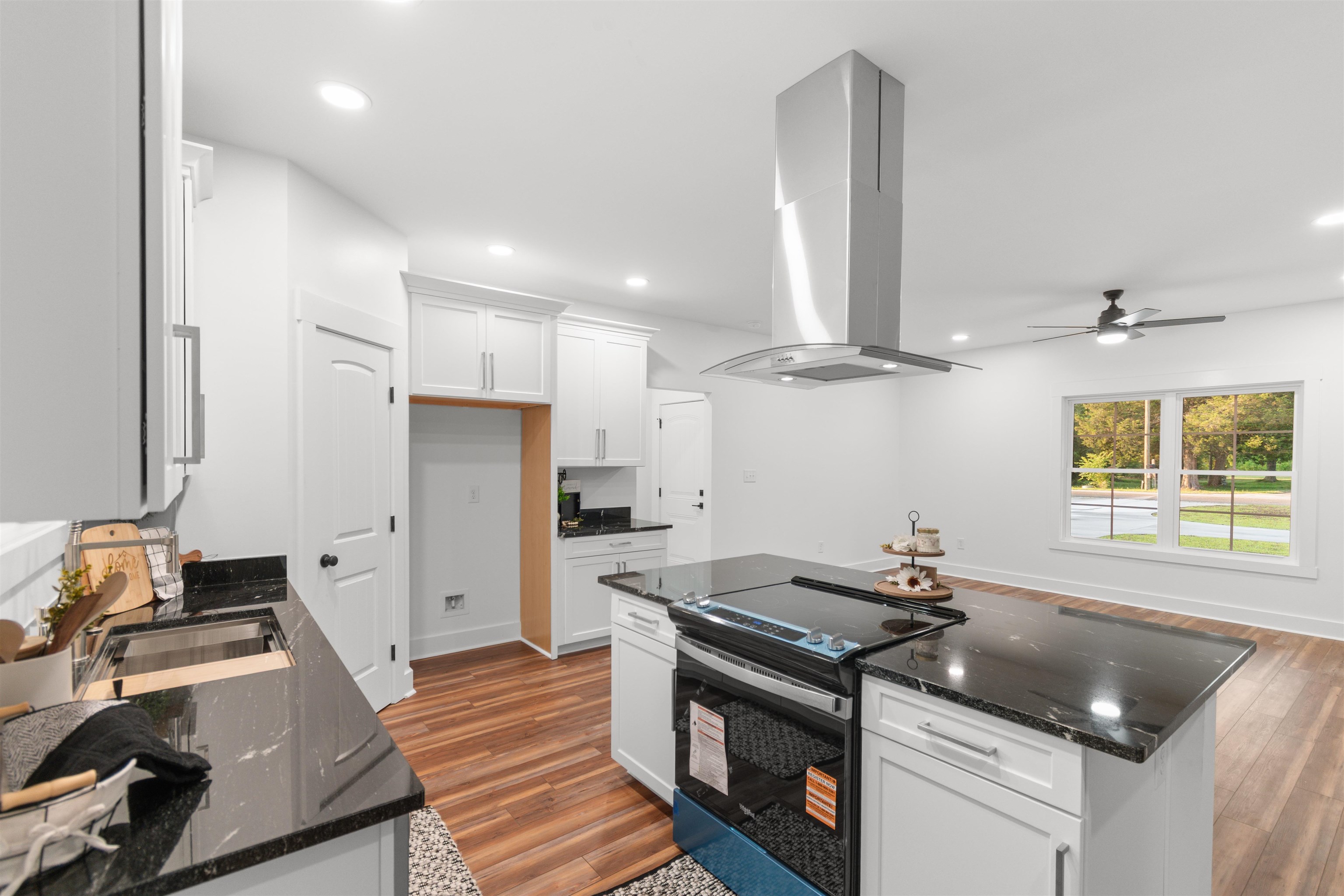 4394 Old Tram Rd.