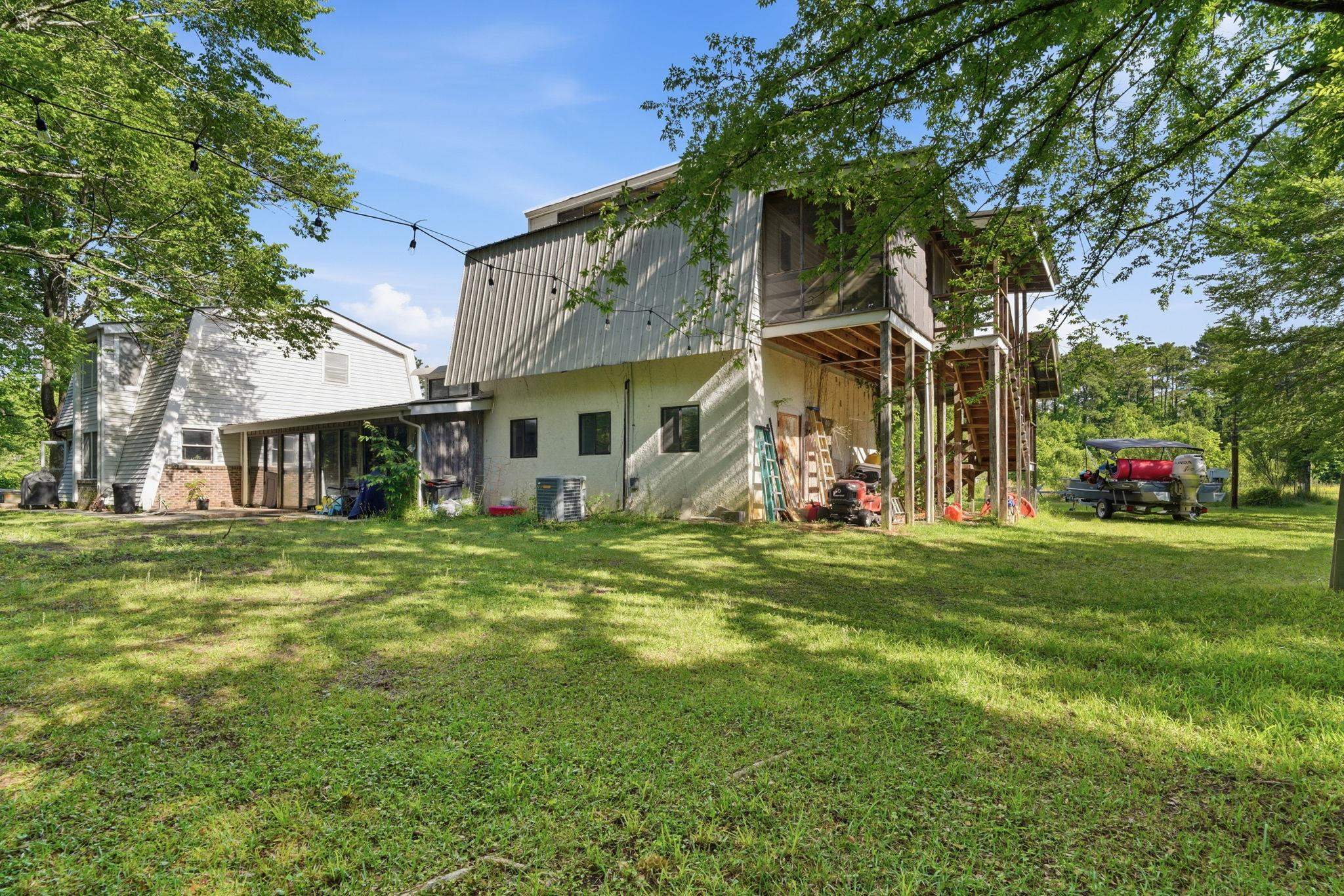 4860 Elm Rd.