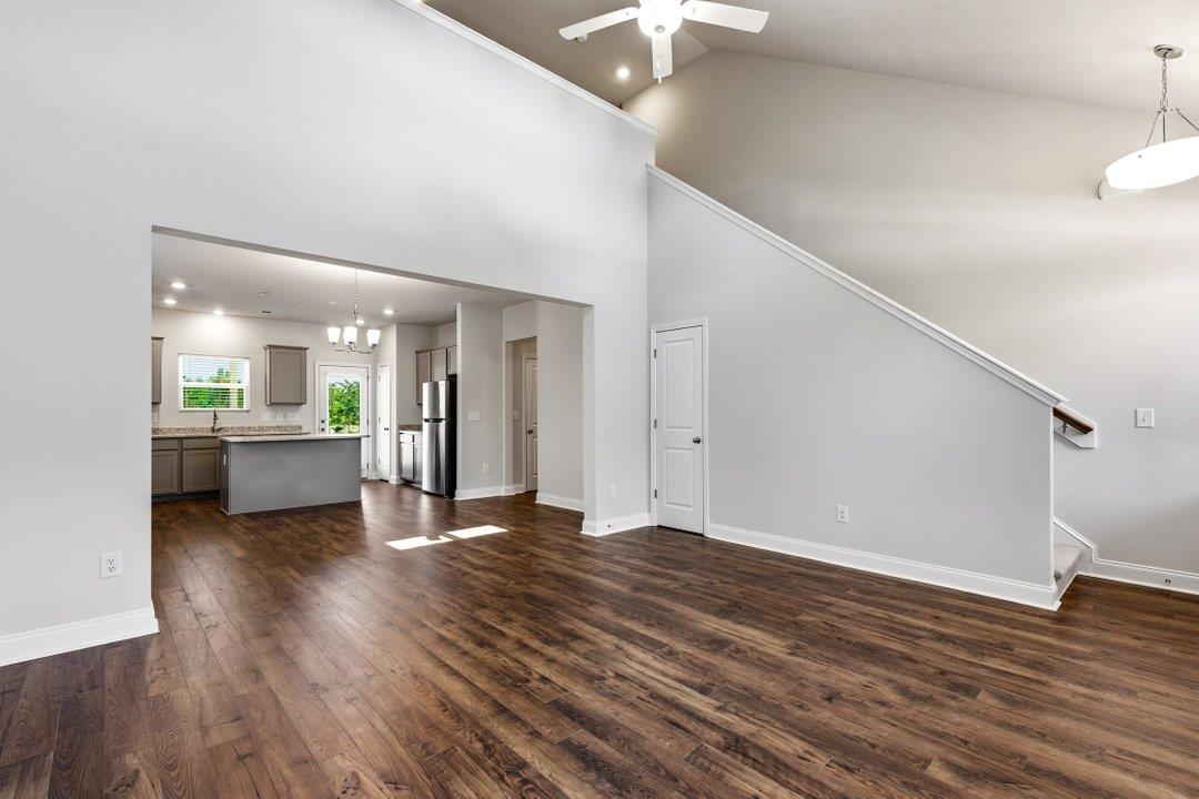 3025 Spain Ln.