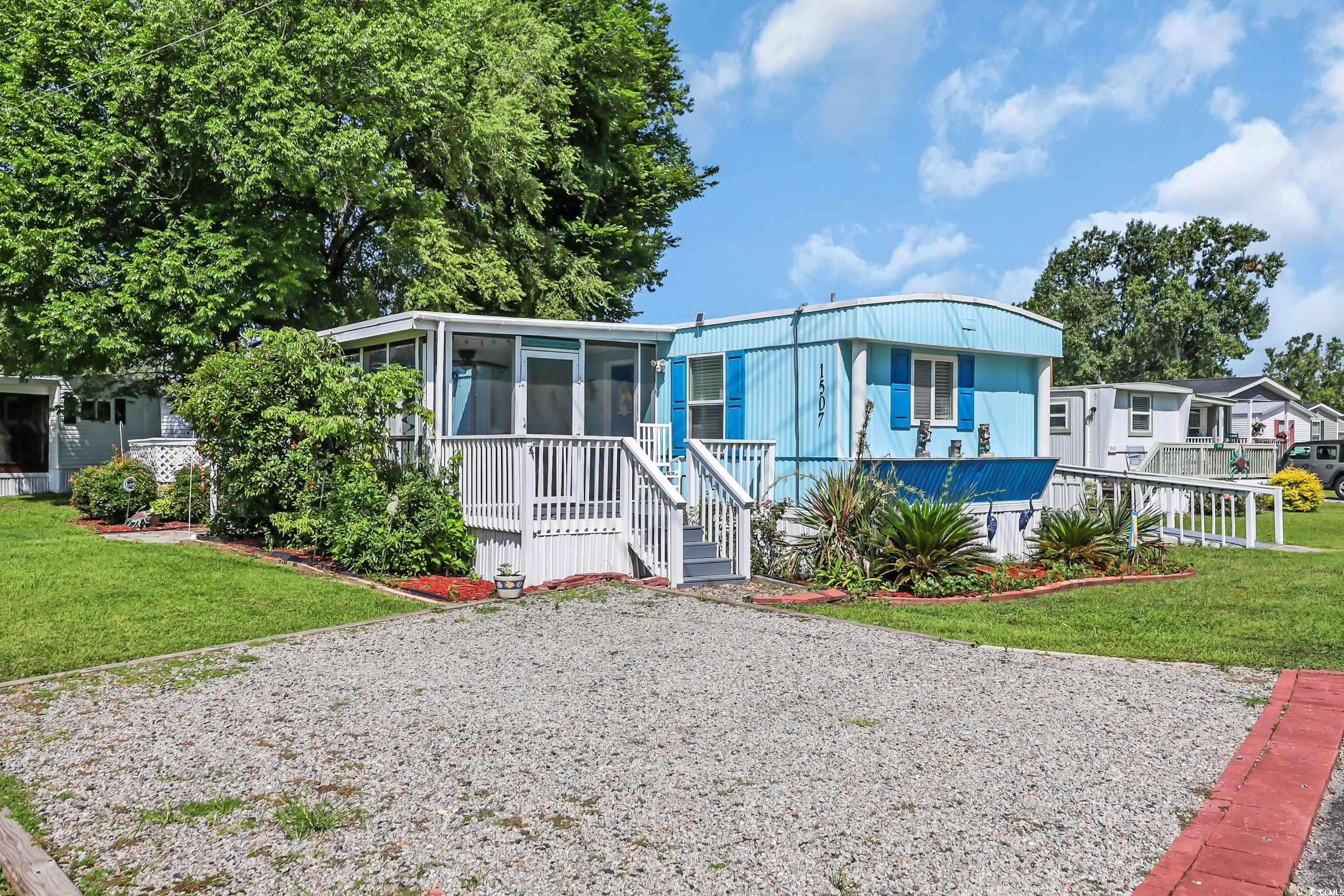 1507 Festival Ave.