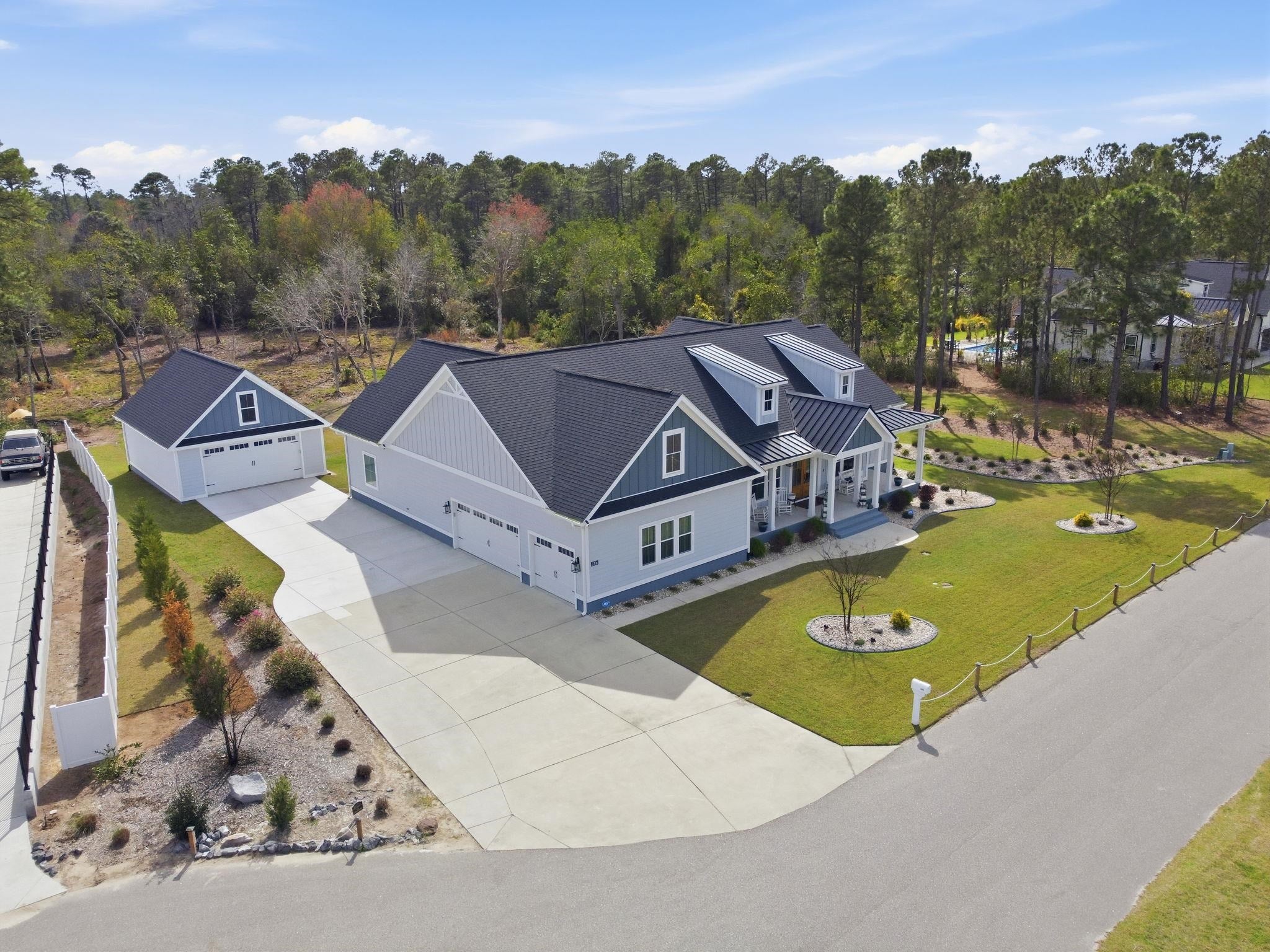 2206 Eastwood Dr.