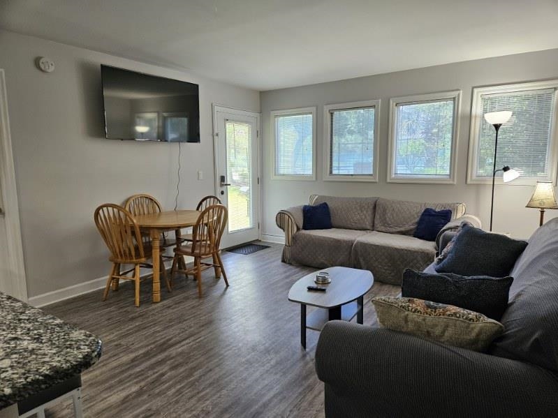 5905 South Kings Hwy. 4112