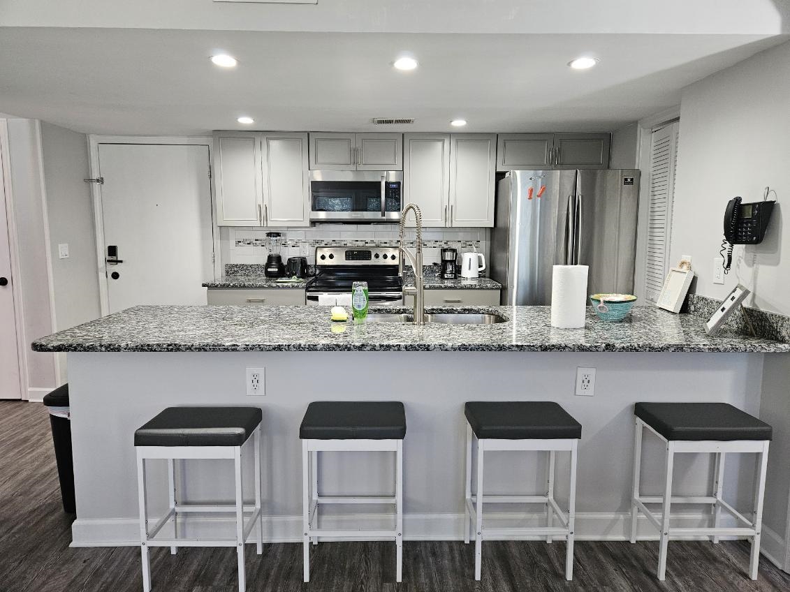 5905 South Kings Hwy. 4112