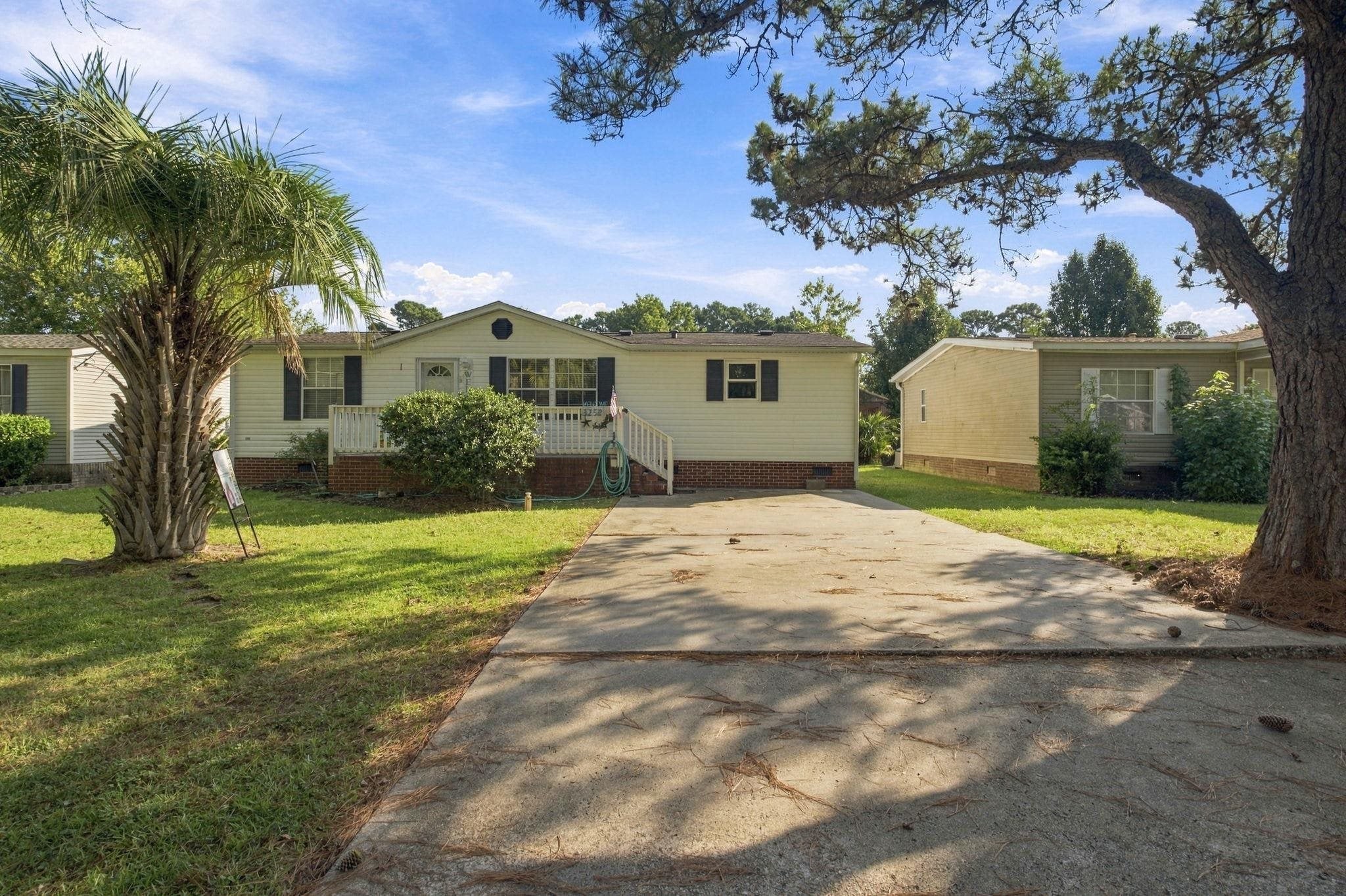 3252 Lyndon Dr.