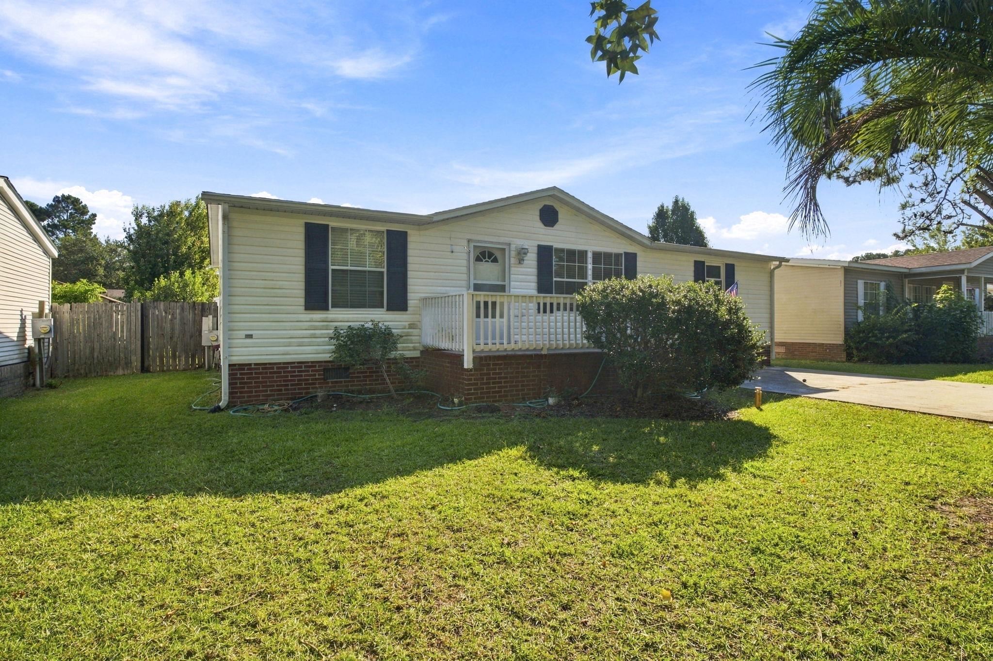 3252 Lyndon Dr.