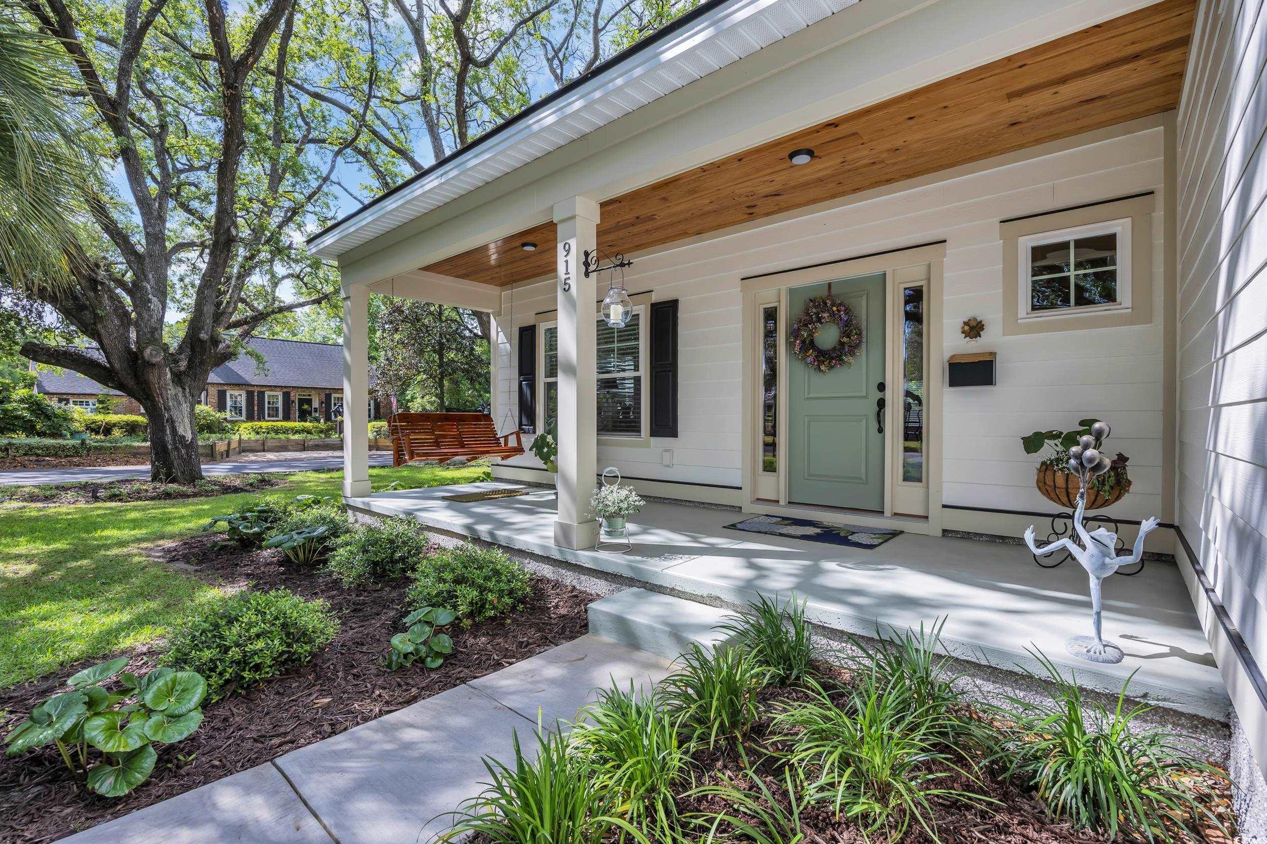 915 Palmetto St.