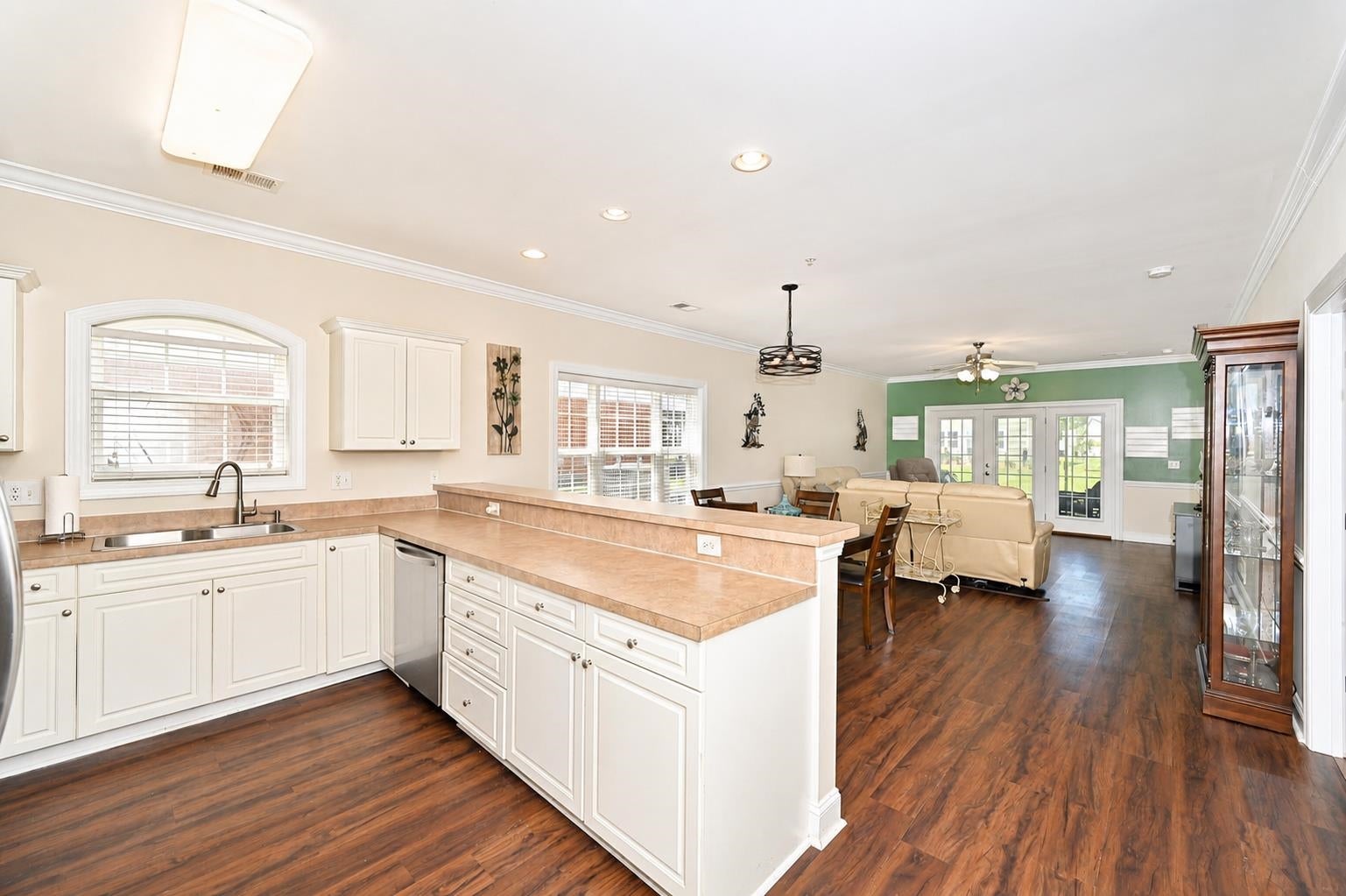 4140 Hibiscus Dr. 101