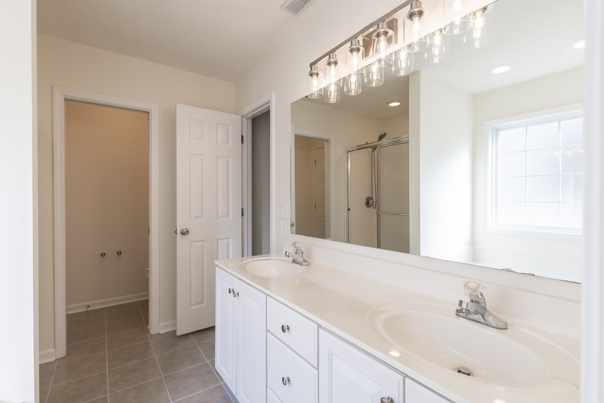 529 Waverly Loop