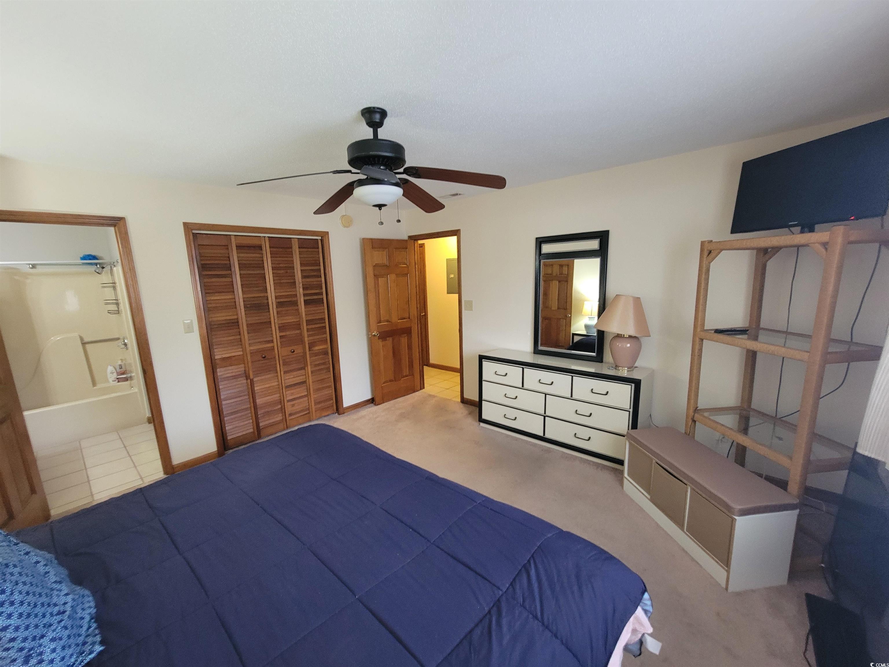 207 Double Eagle Dr. E-1