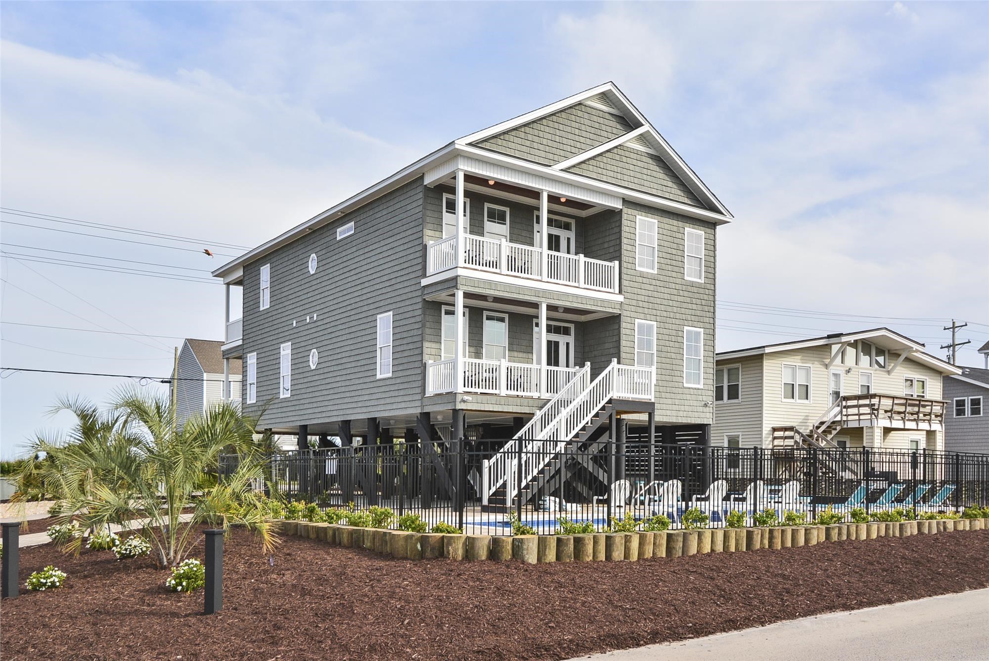 804 S Waccamaw Dr.