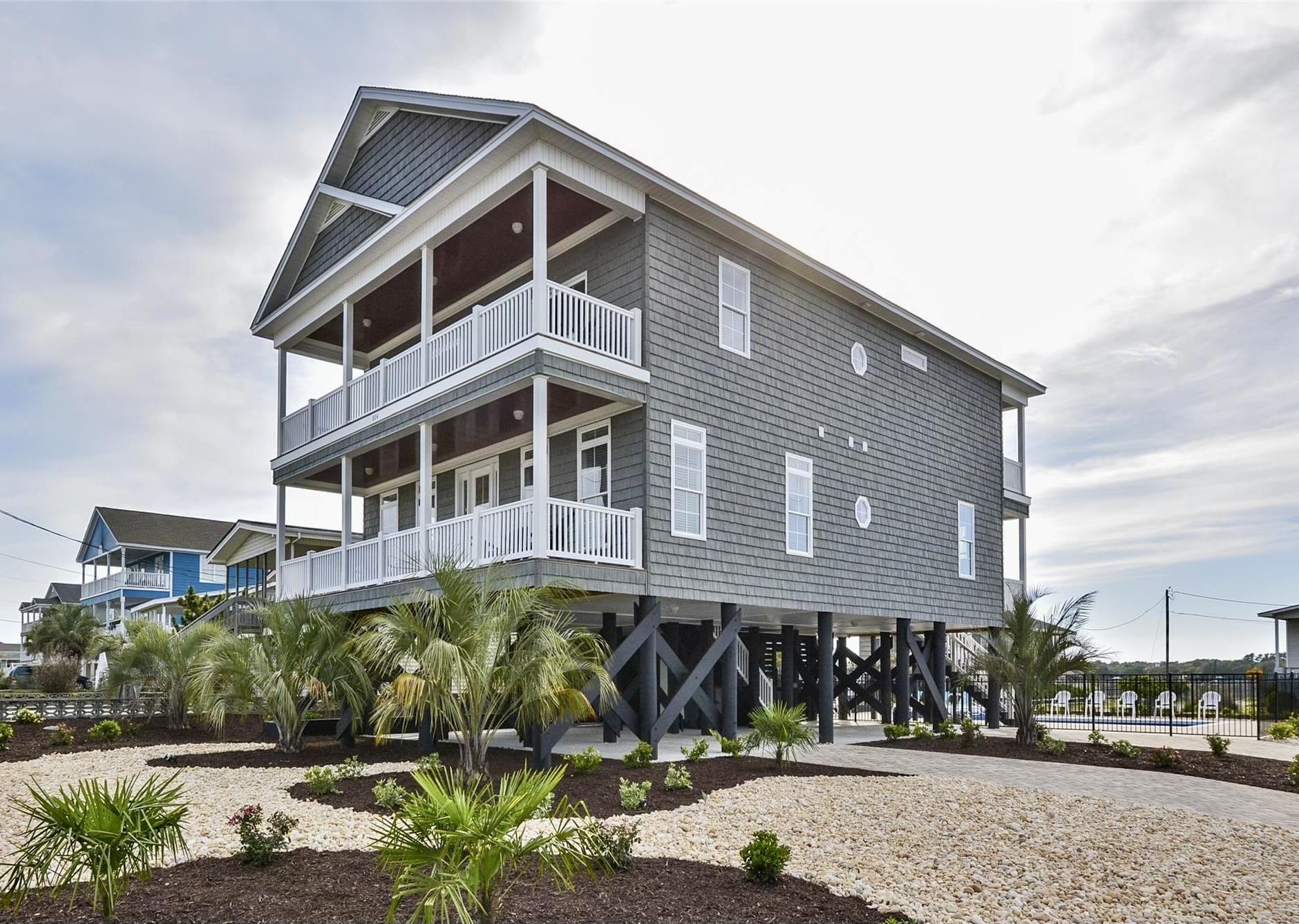 804 S Waccamaw Dr.