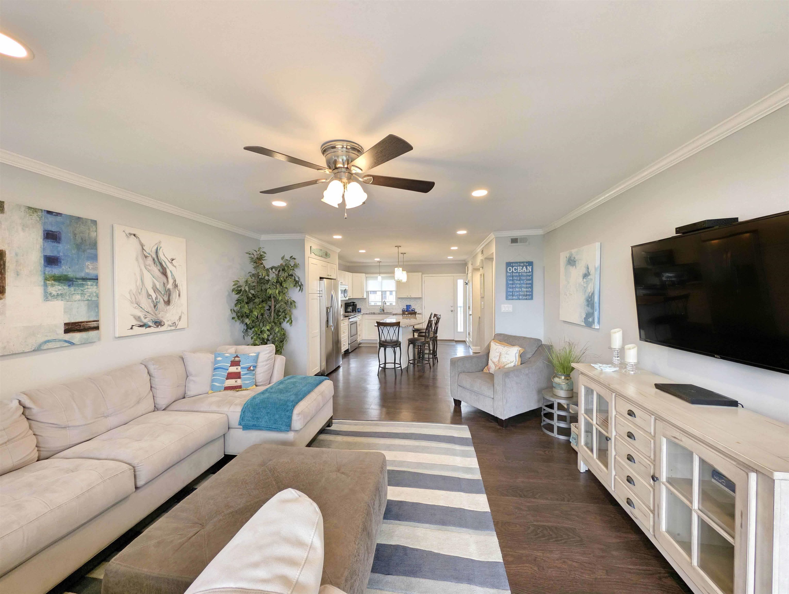 423 Parker Dr. 414