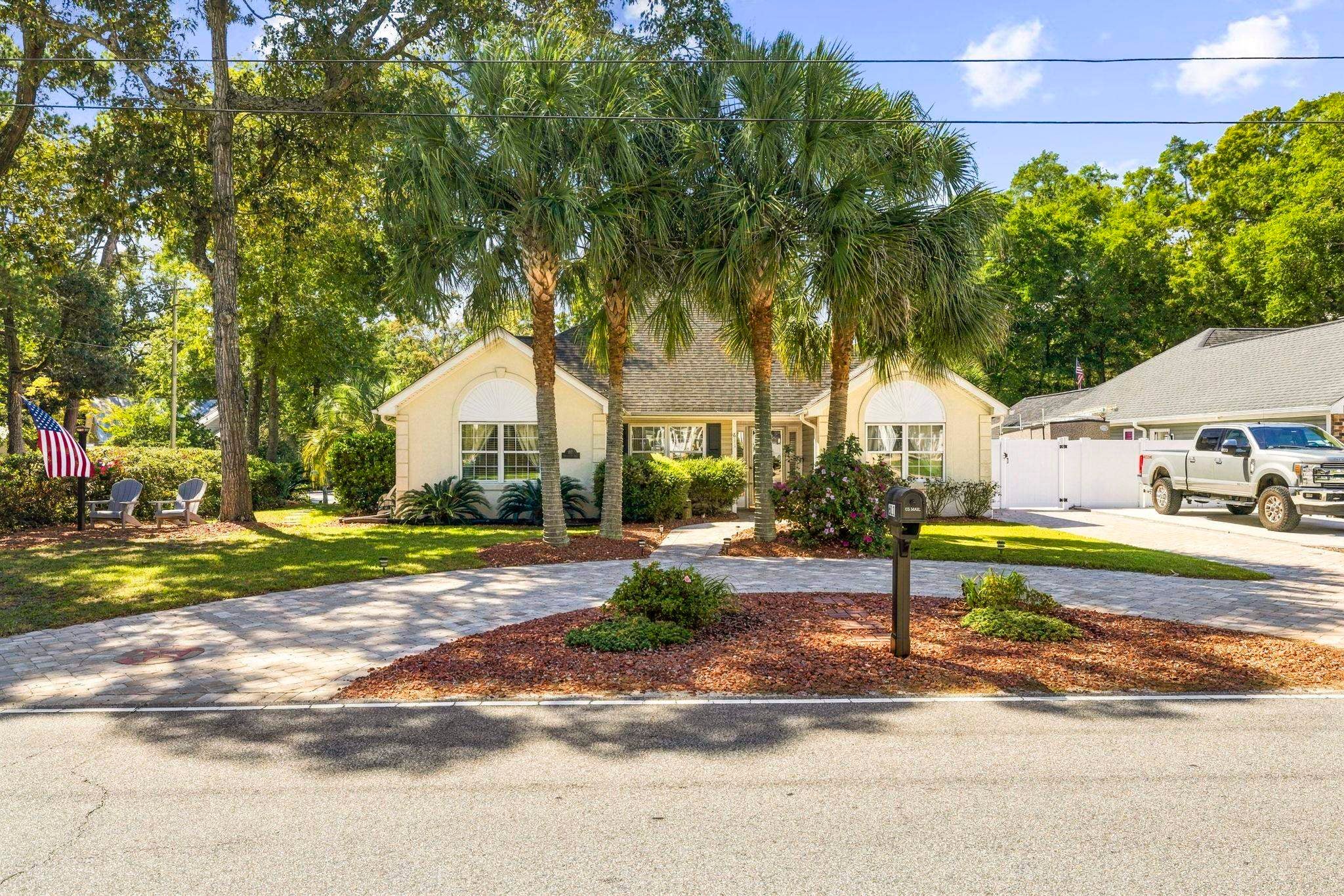 611 5th Ave. N