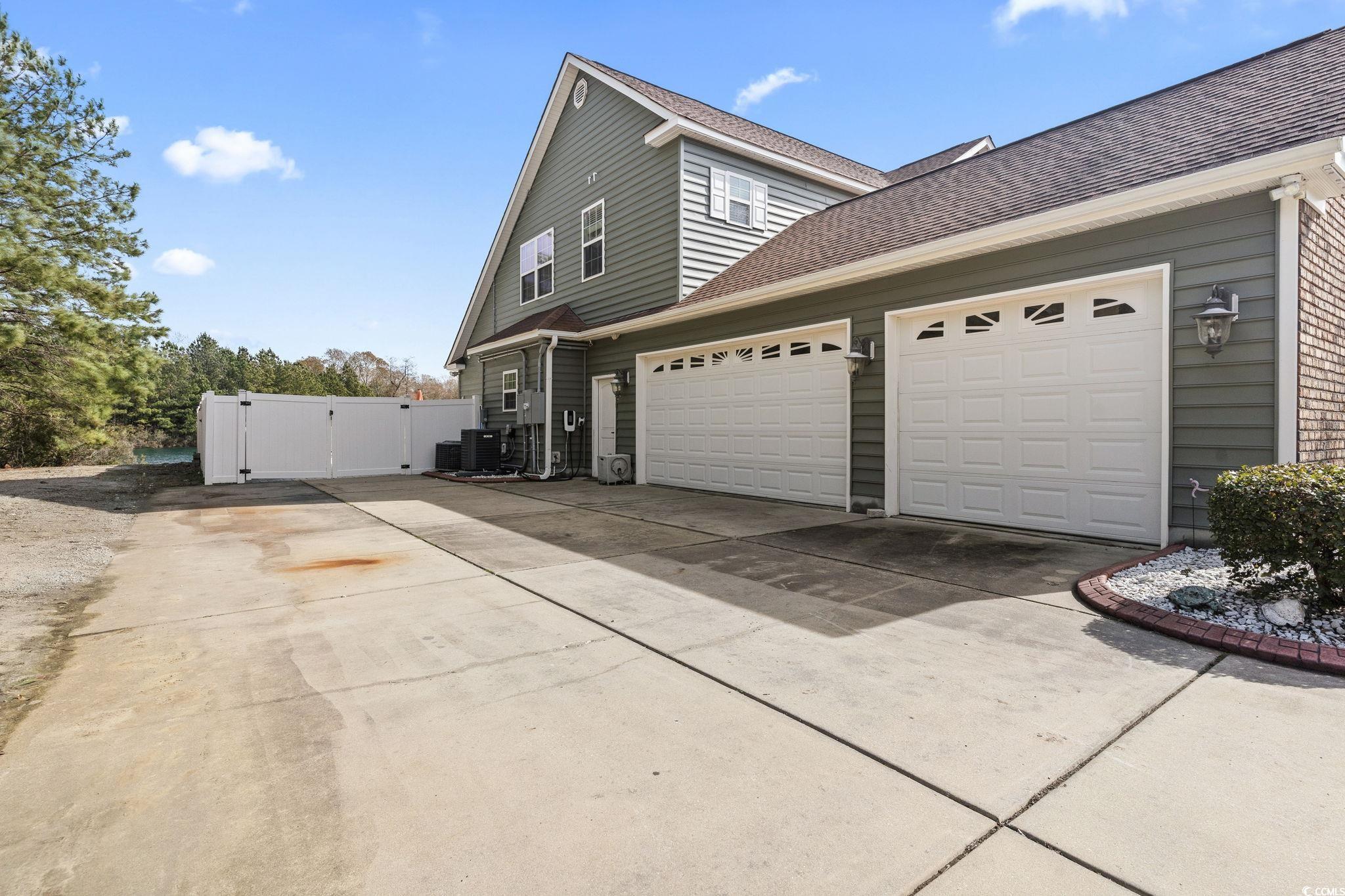 400 Dog Pen Ct.