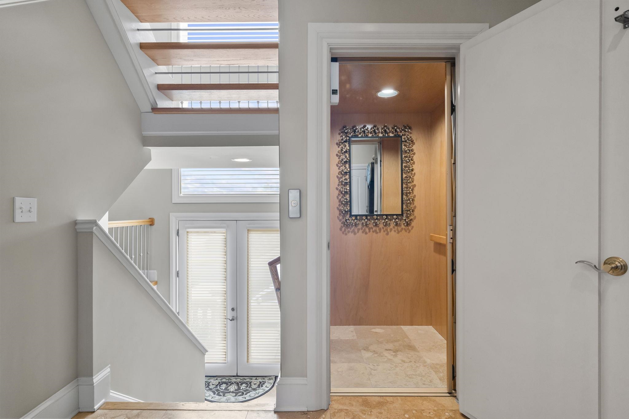 294 Avenue of the Palms