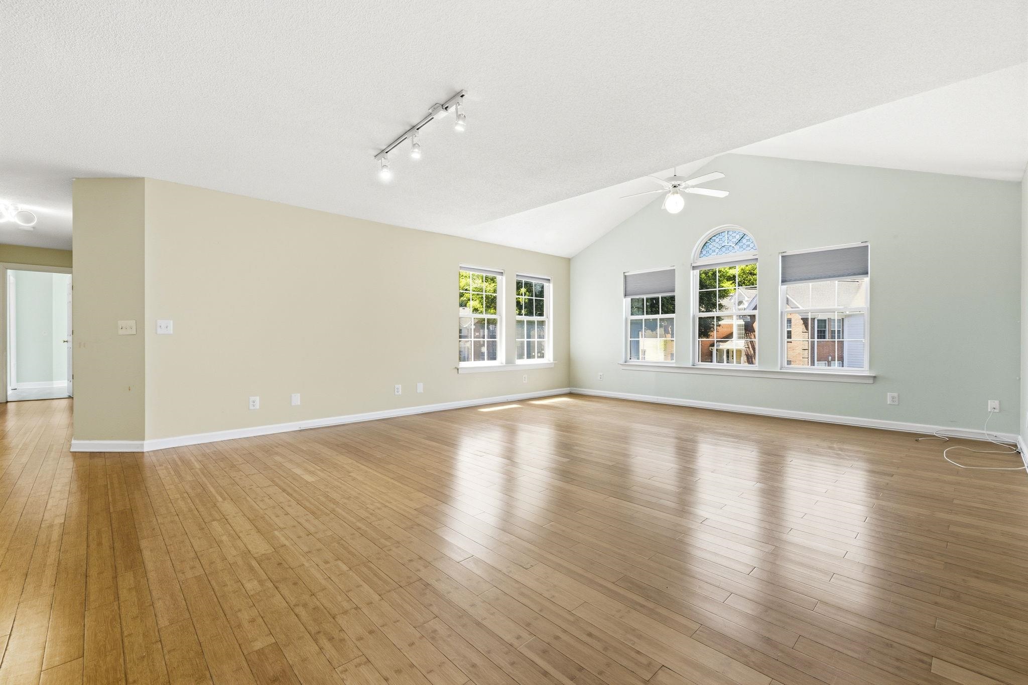 4385 Daphne Ln. F